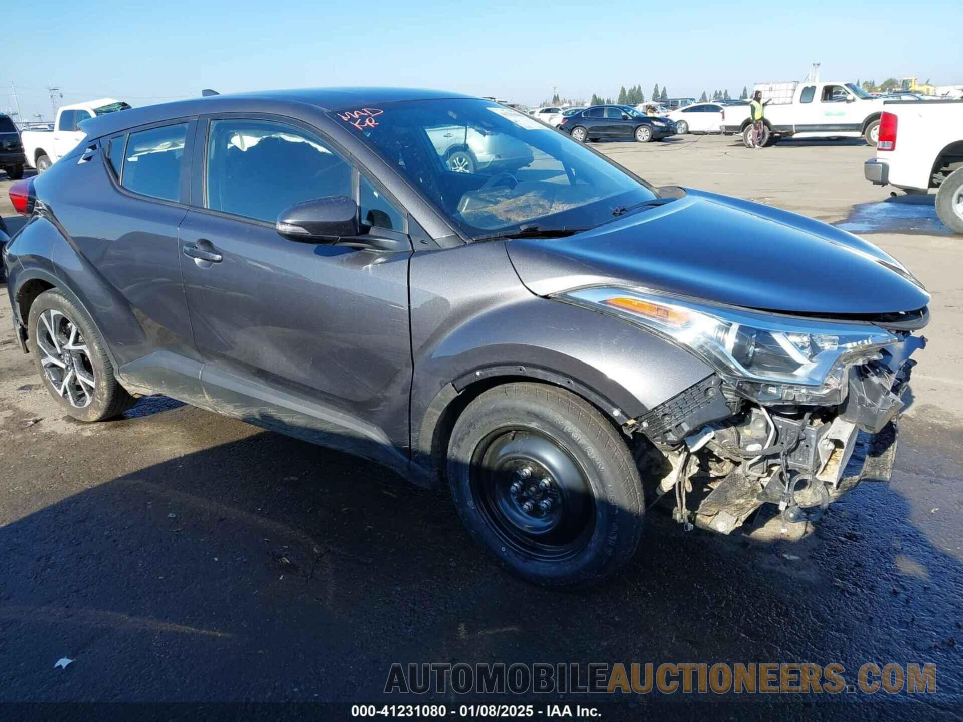 NMTKHMBX2JR045330 TOYOTA C-HR 2018