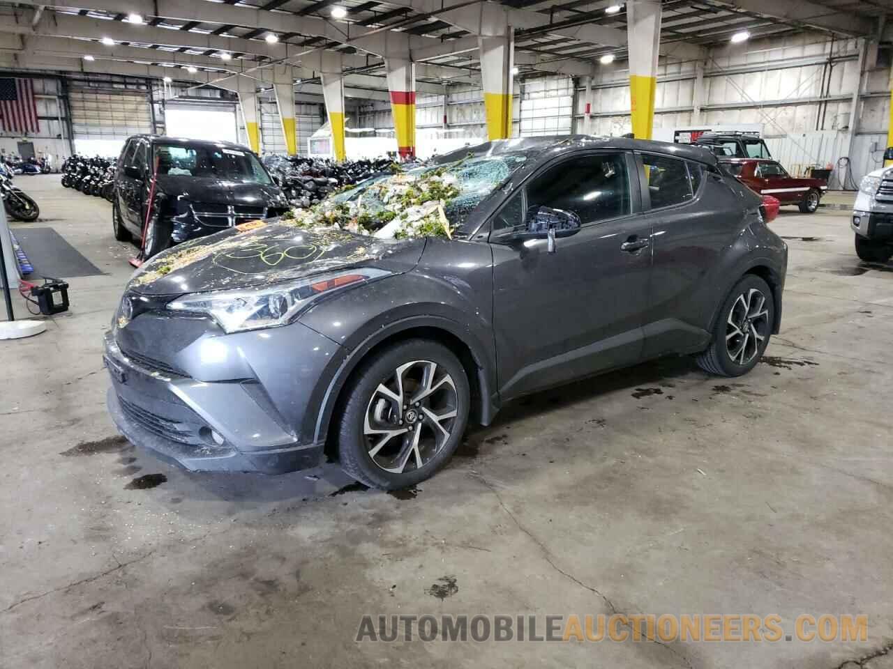 NMTKHMBX2JR045957 TOYOTA C-HR 2018