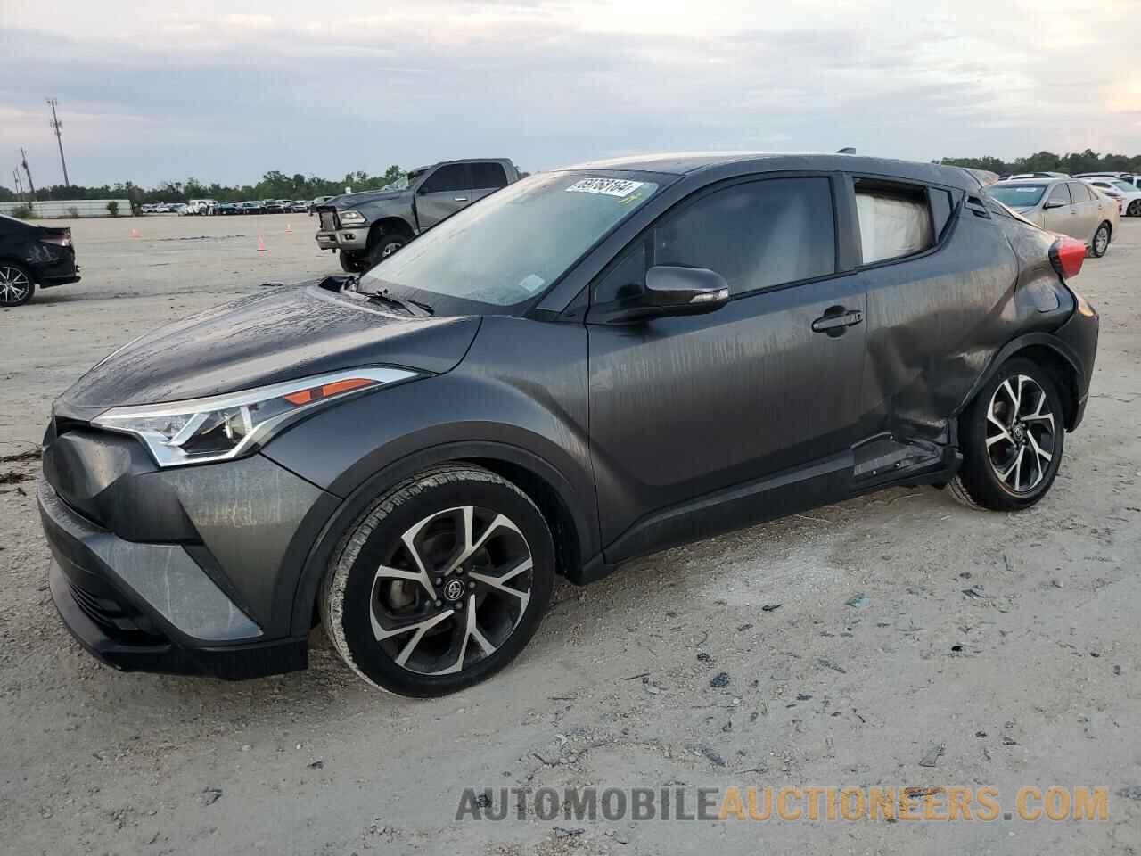 NMTKHMBX2JR060457 TOYOTA C-HR 2018