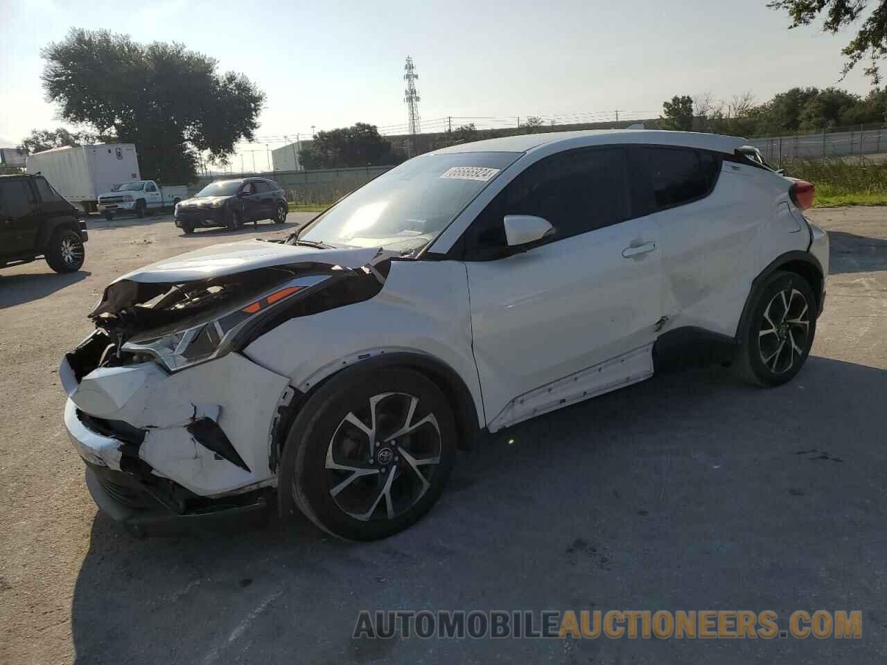 NMTKHMBX2KR086218 TOYOTA C-HR 2019