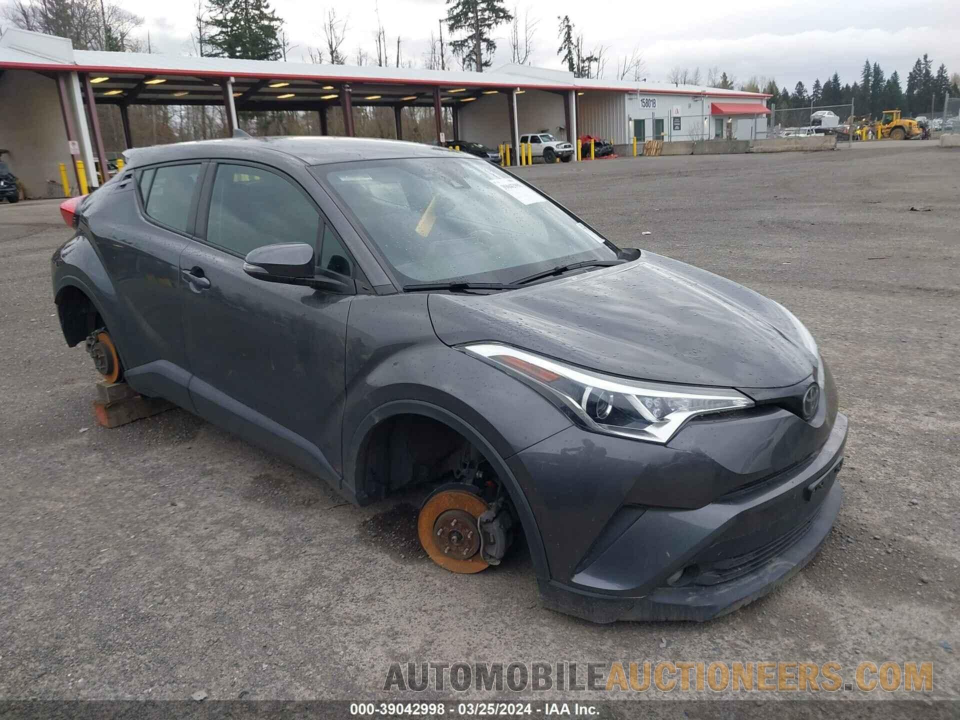 NMTKHMBX3JR038726 TOYOTA C-HR 2018