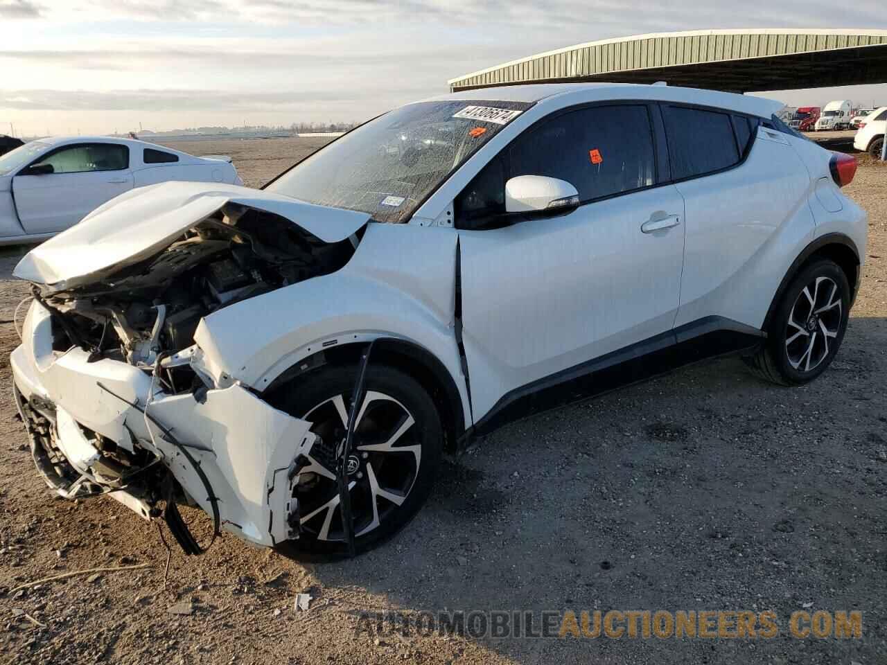 NMTKHMBX3JR058300 TOYOTA C-HR 2018