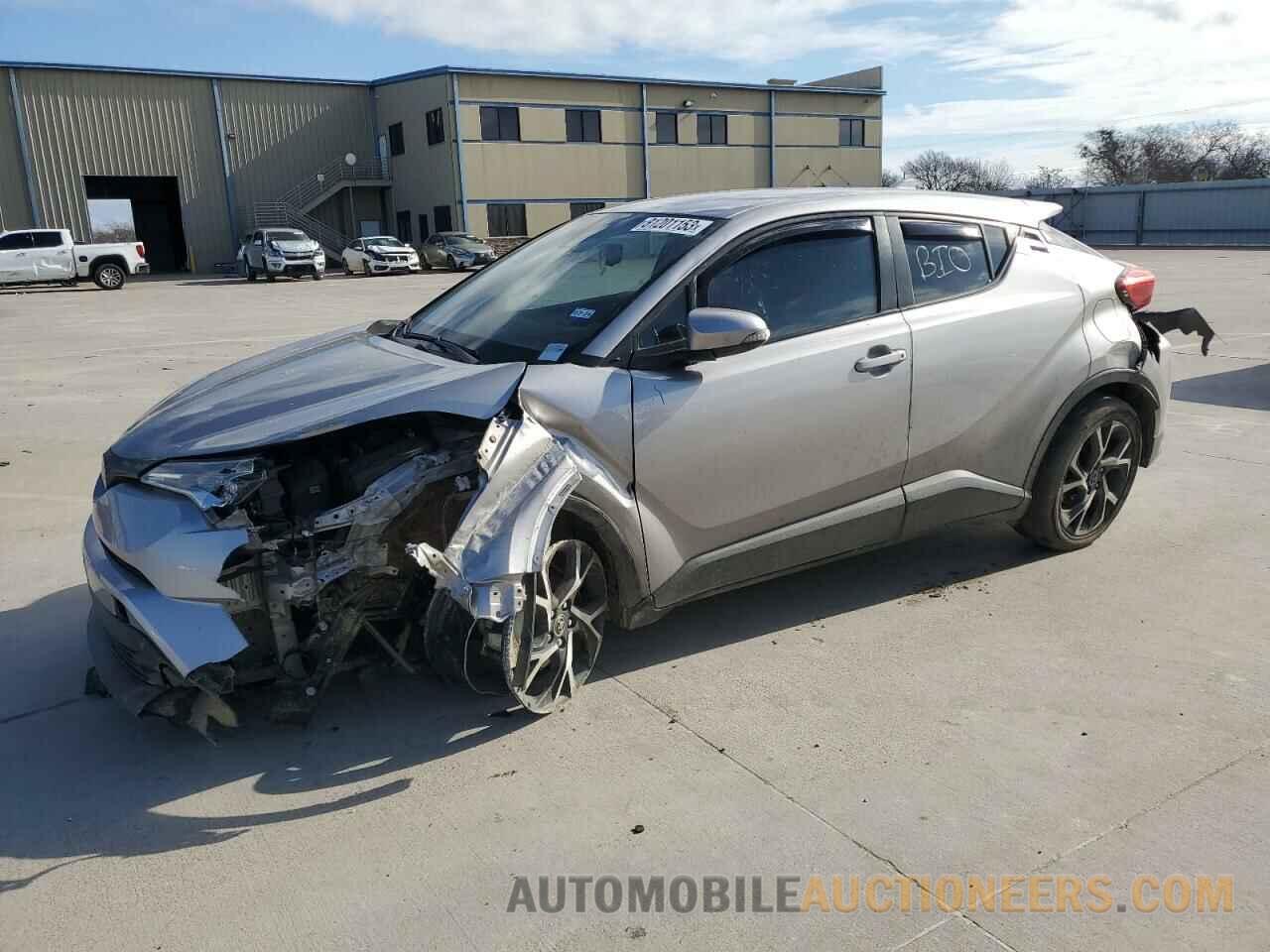 NMTKHMBX3JR058992 TOYOTA C-HR 2018