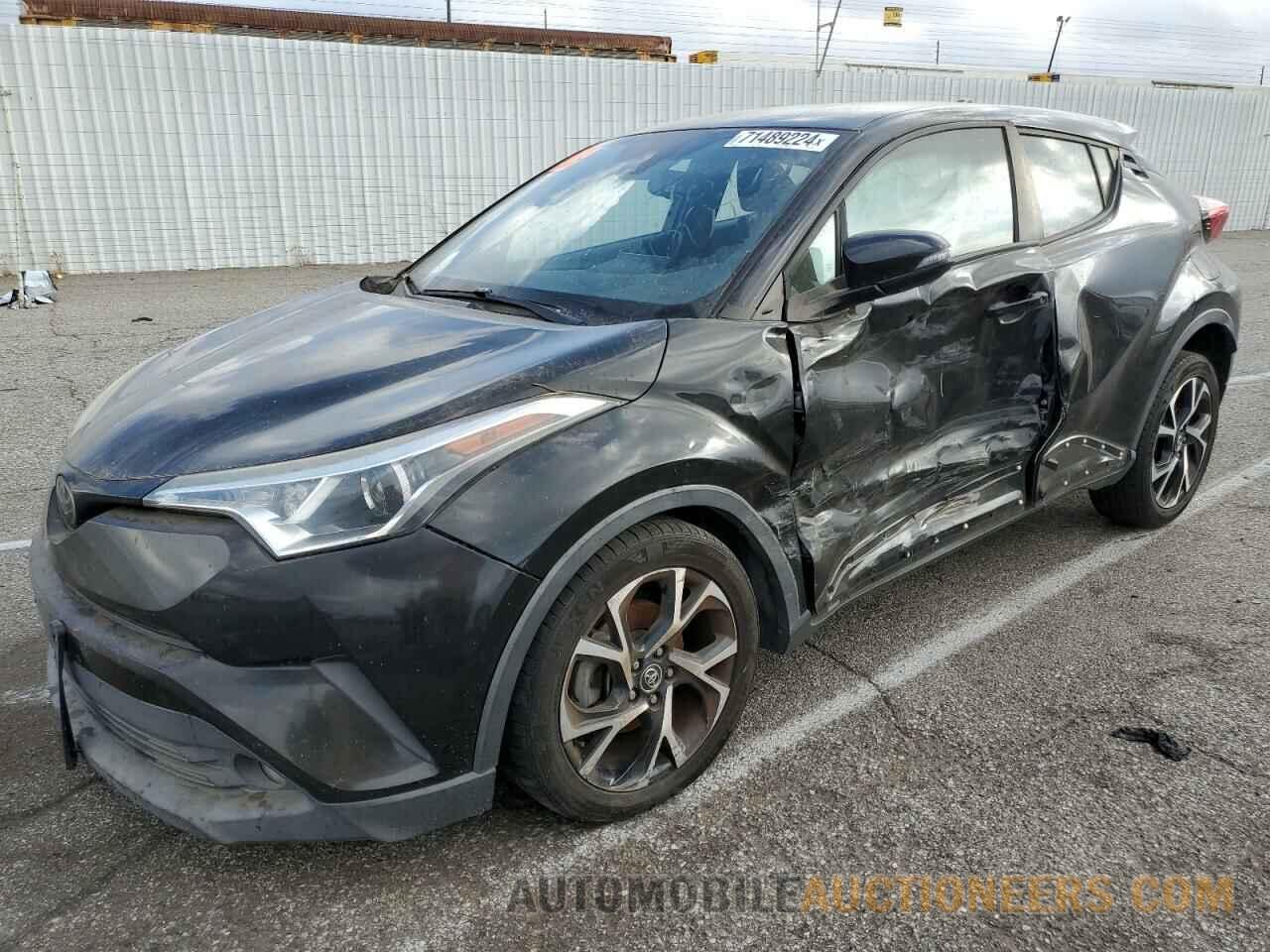 NMTKHMBX4JR012202 TOYOTA C-HR 2018