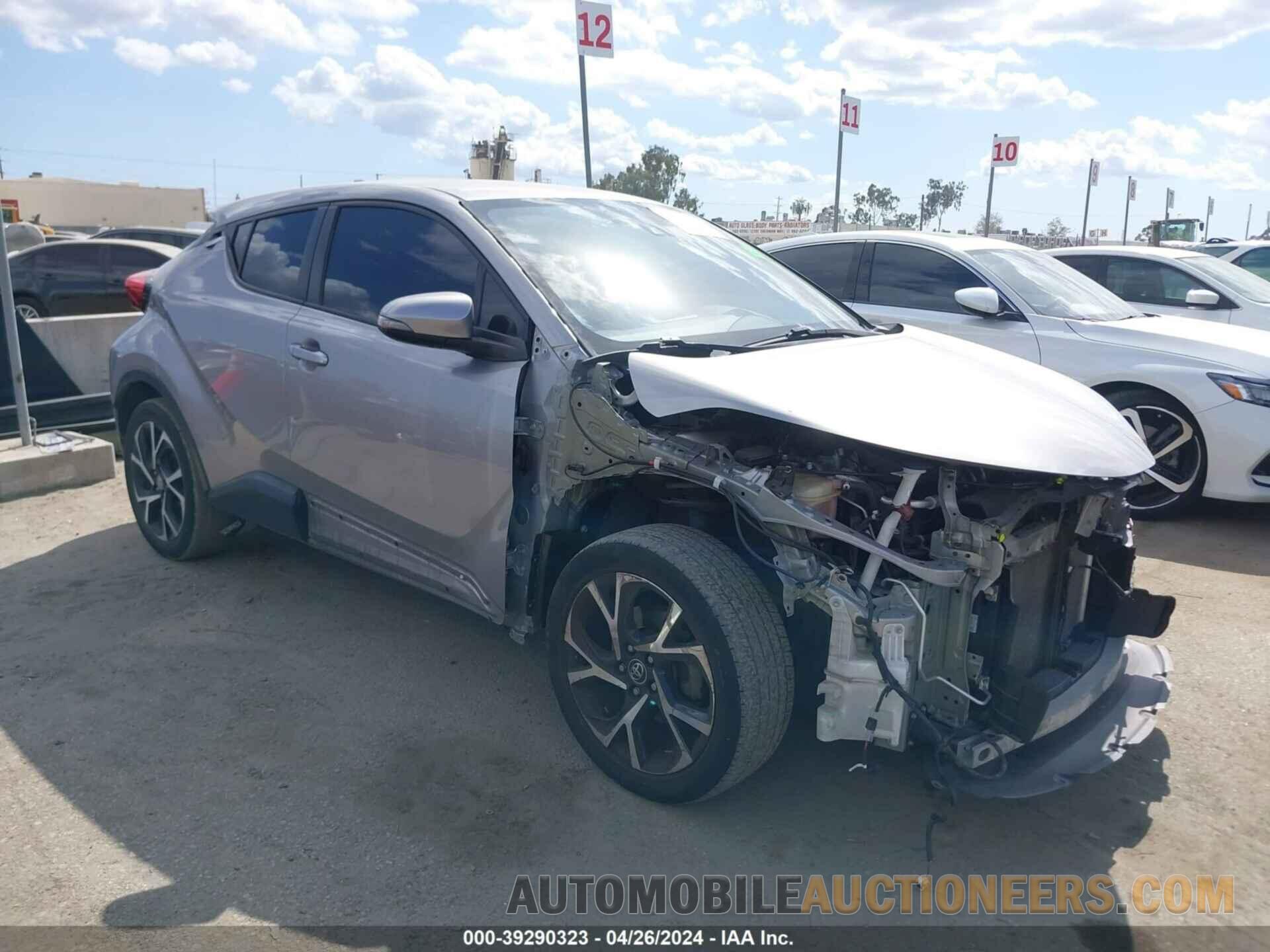 NMTKHMBX4JR014029 TOYOTA C-HR 2018