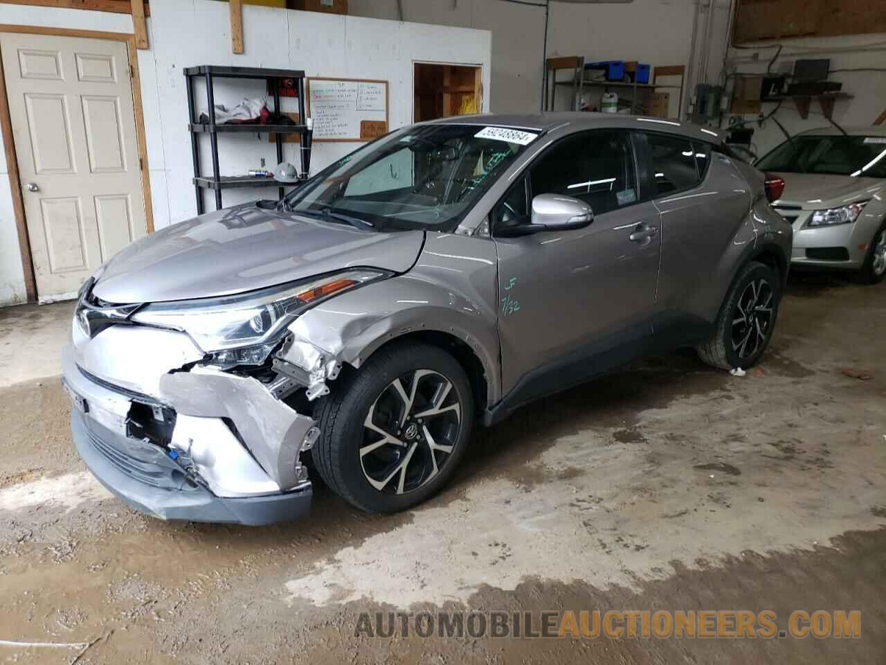 NMTKHMBX4JR014340 TOYOTA C-HR 2018