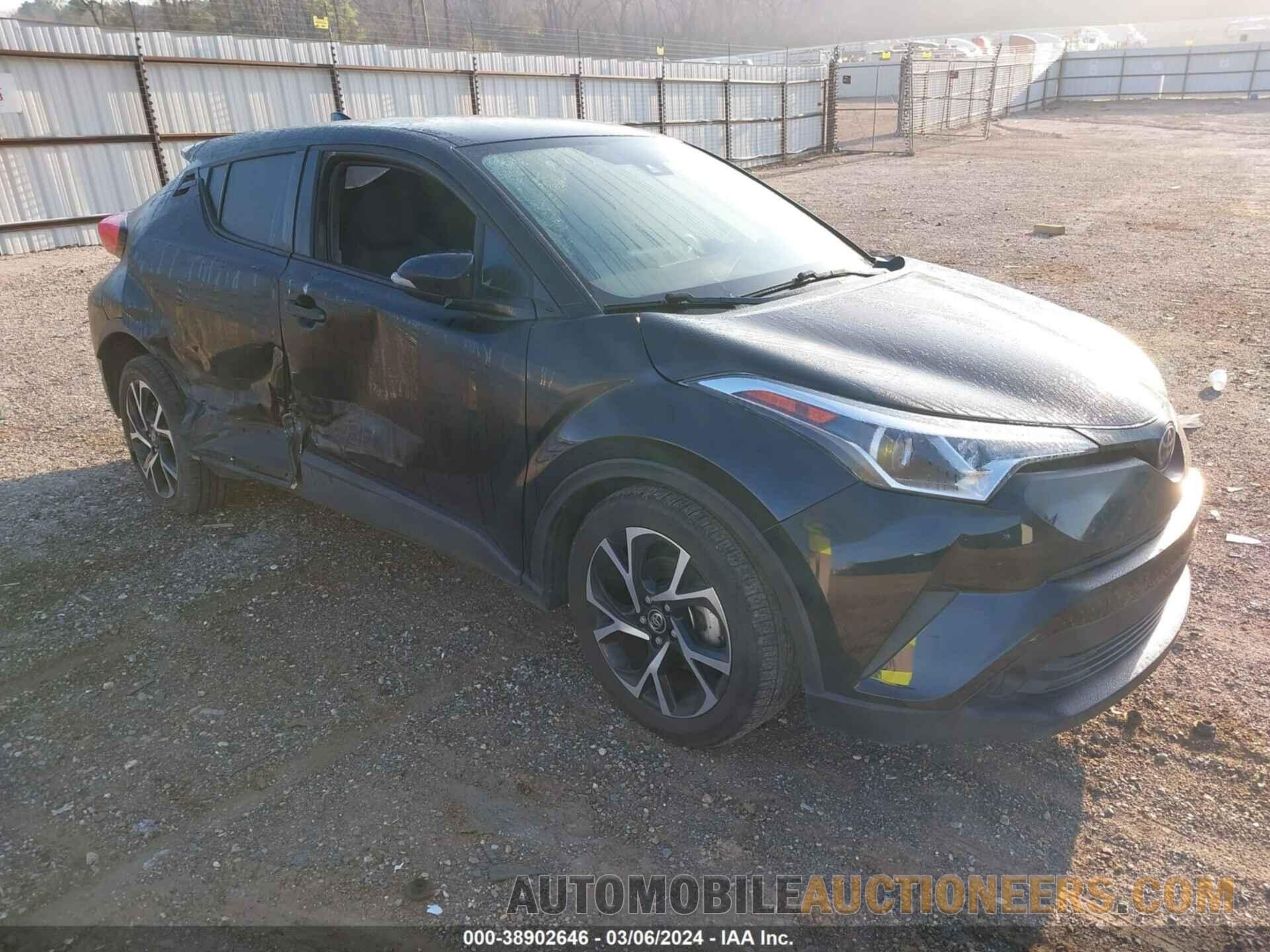 NMTKHMBX4JR015388 TOYOTA C-HR 2018