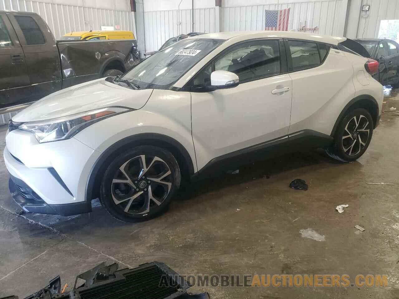 NMTKHMBX4JR016542 TOYOTA C-HR 2018