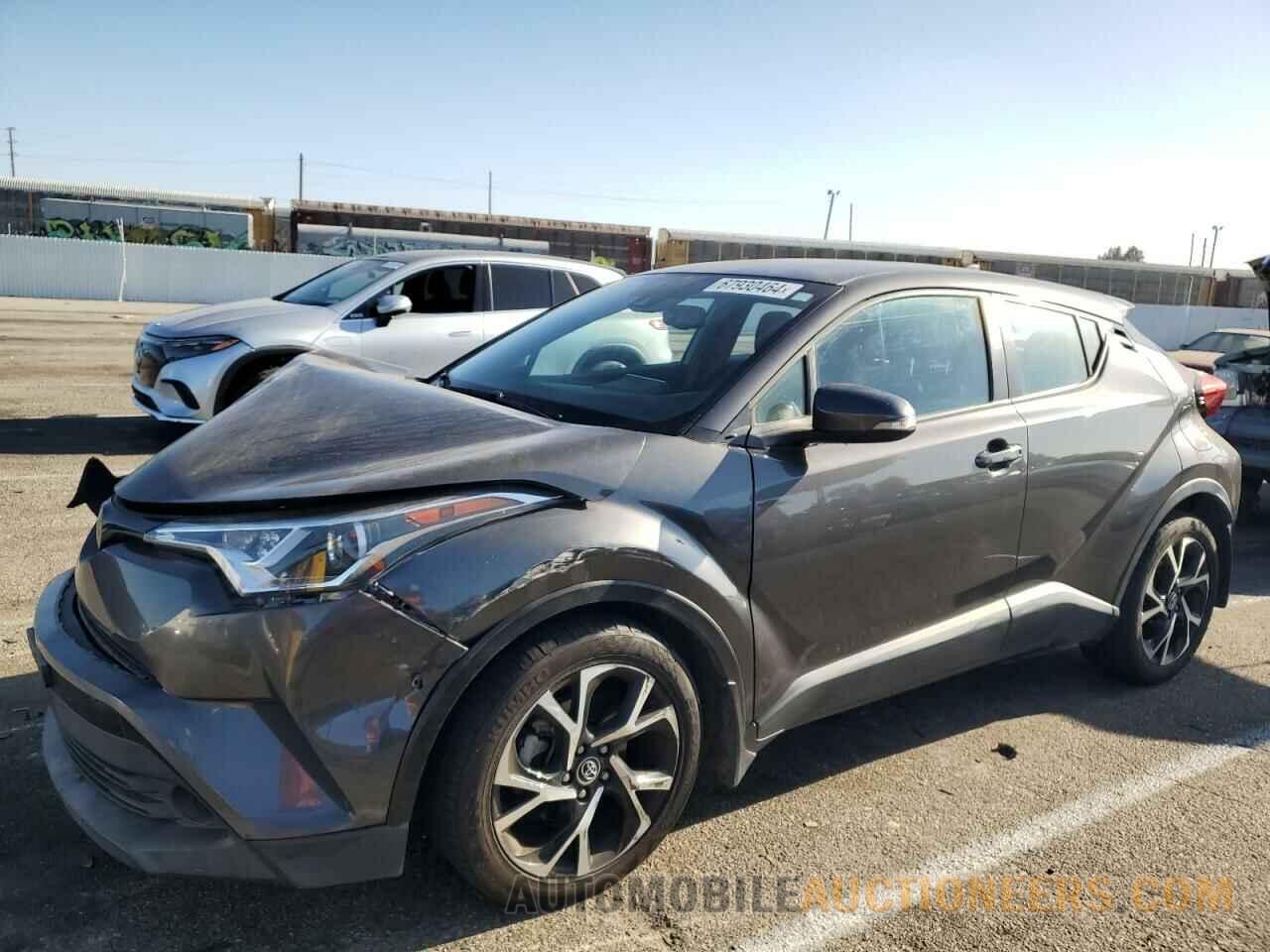 NMTKHMBX4JR022843 TOYOTA C-HR 2018