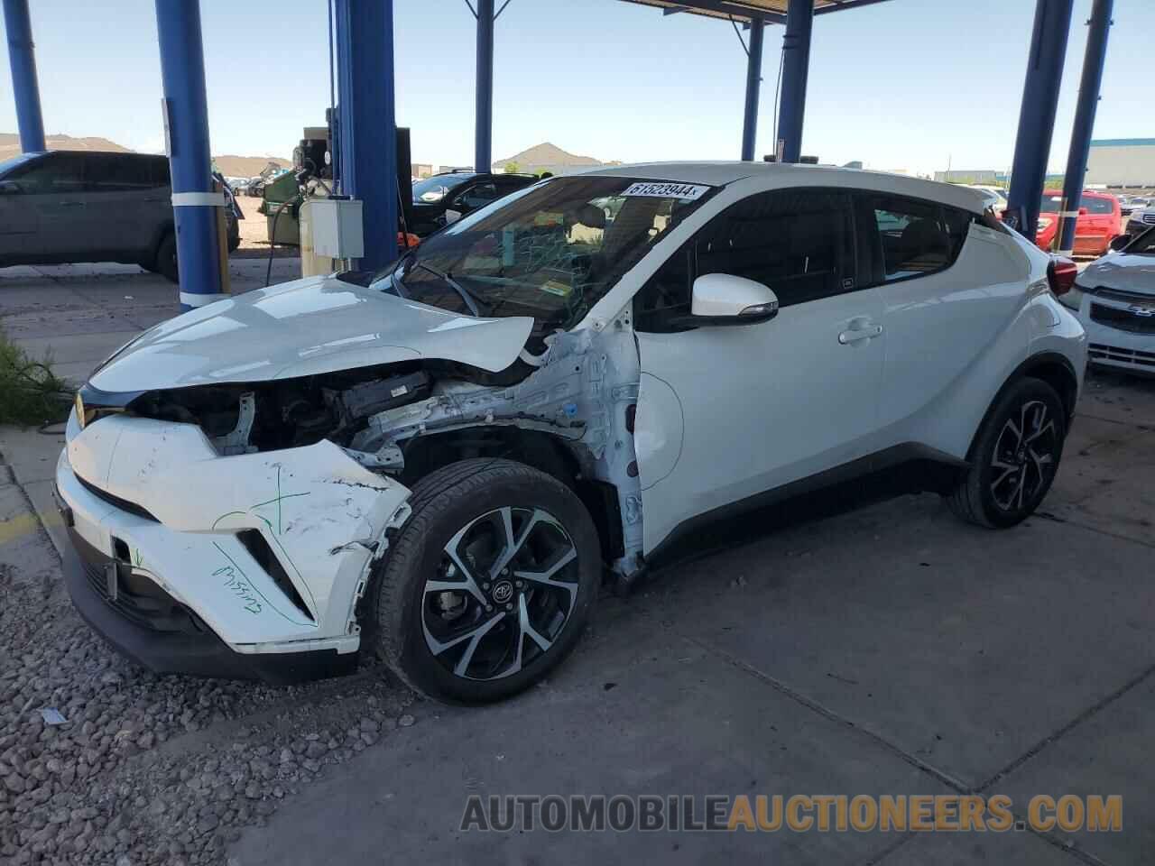 NMTKHMBX4JR033664 TOYOTA C-HR 2018