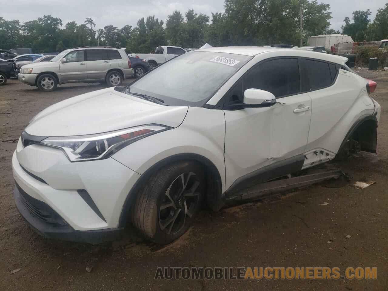 NMTKHMBX4JR040596 TOYOTA C-HR 2018