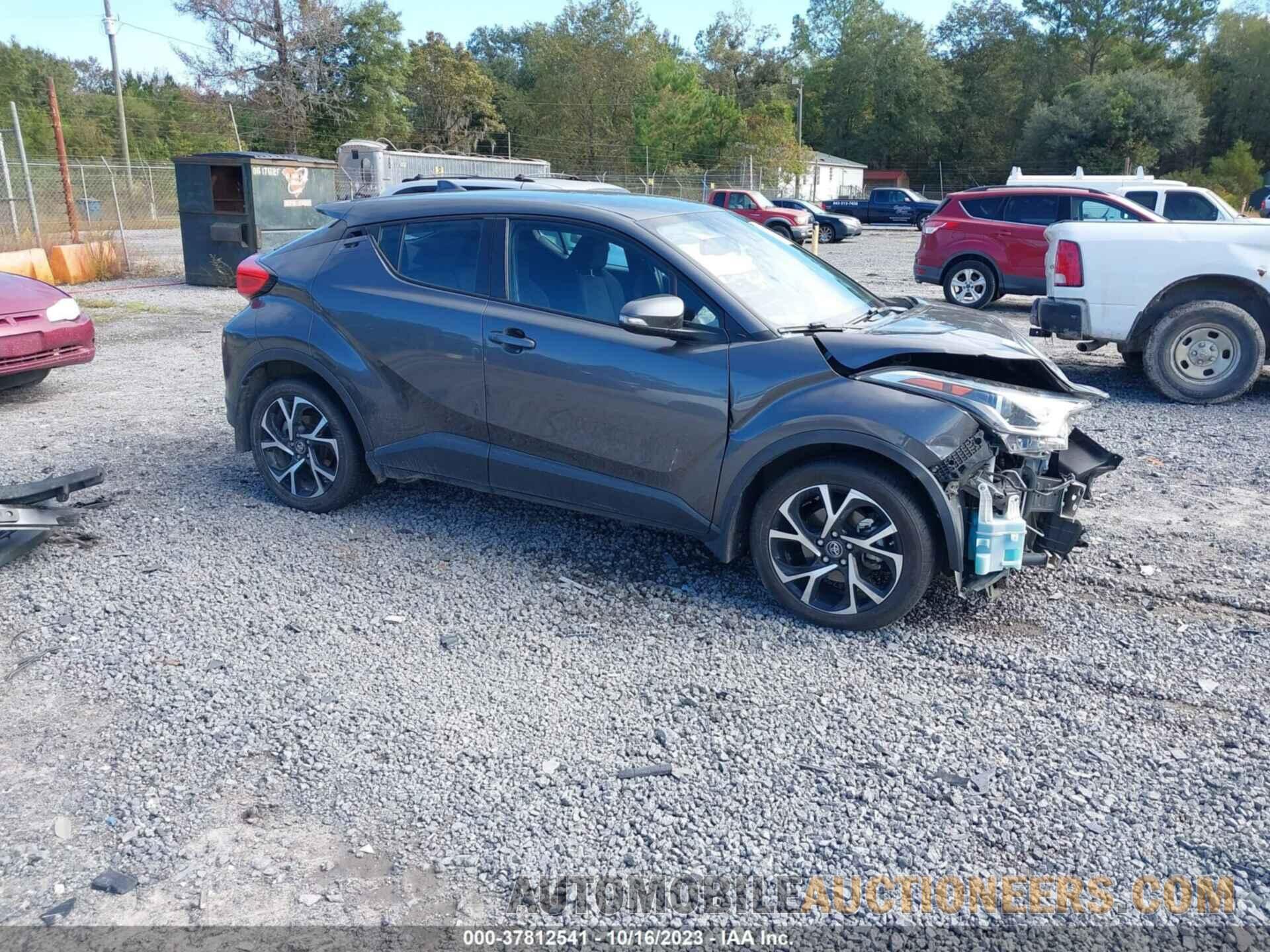 NMTKHMBX4JR055910 TOYOTA C-HR 2018