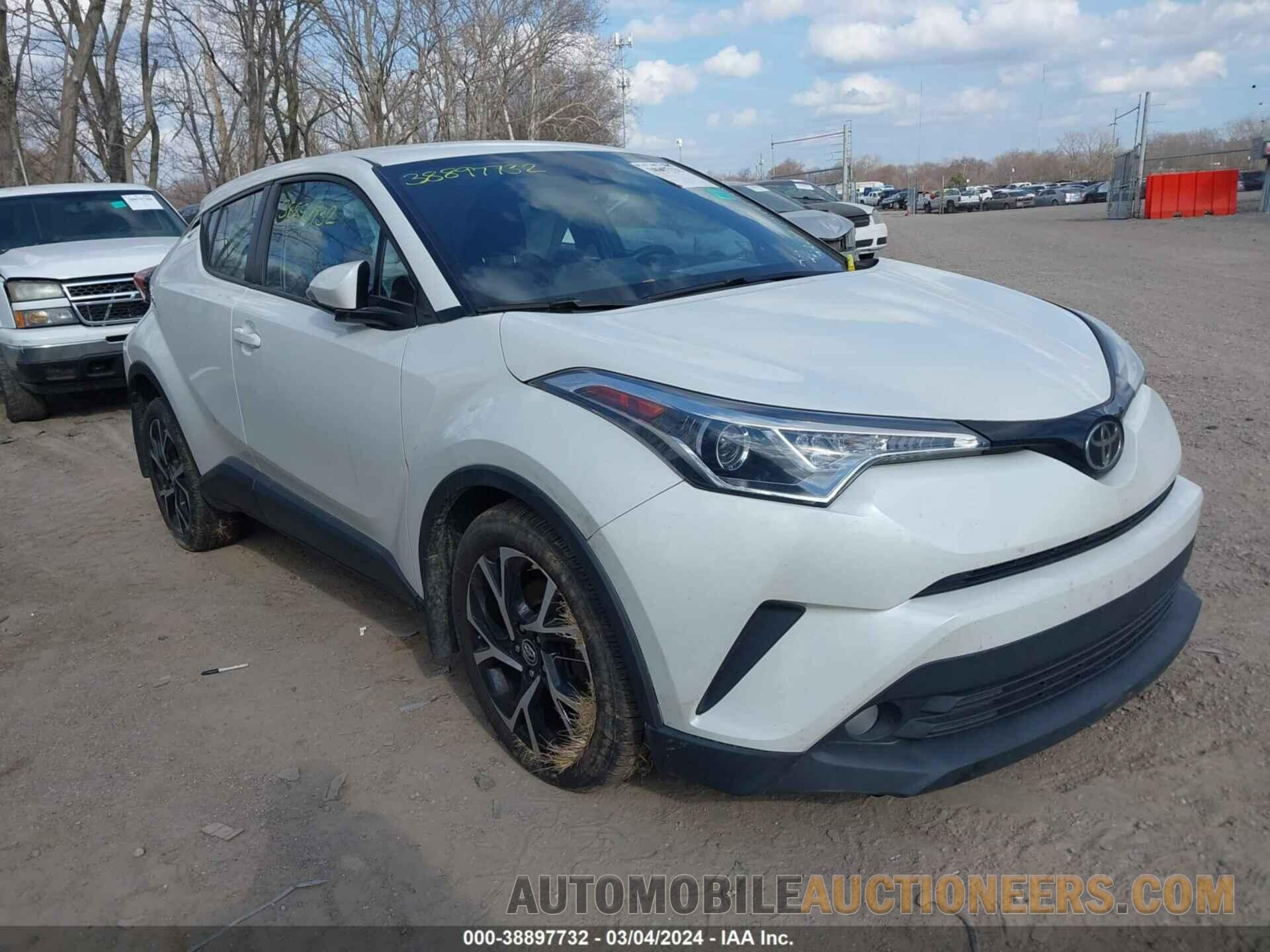 NMTKHMBX4JR059570 TOYOTA C-HR 2018