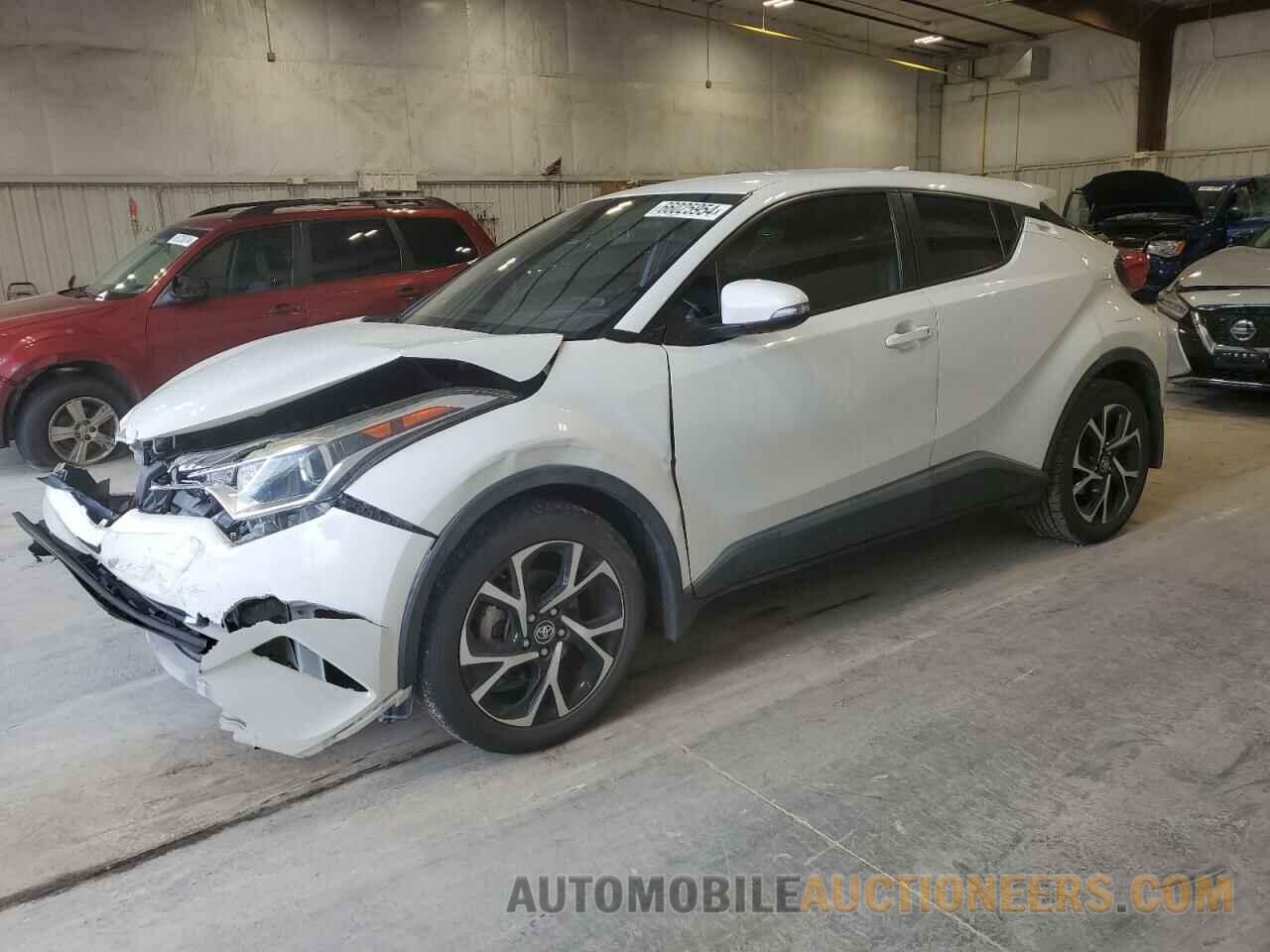 NMTKHMBX4JR060489 TOYOTA C-HR 2018