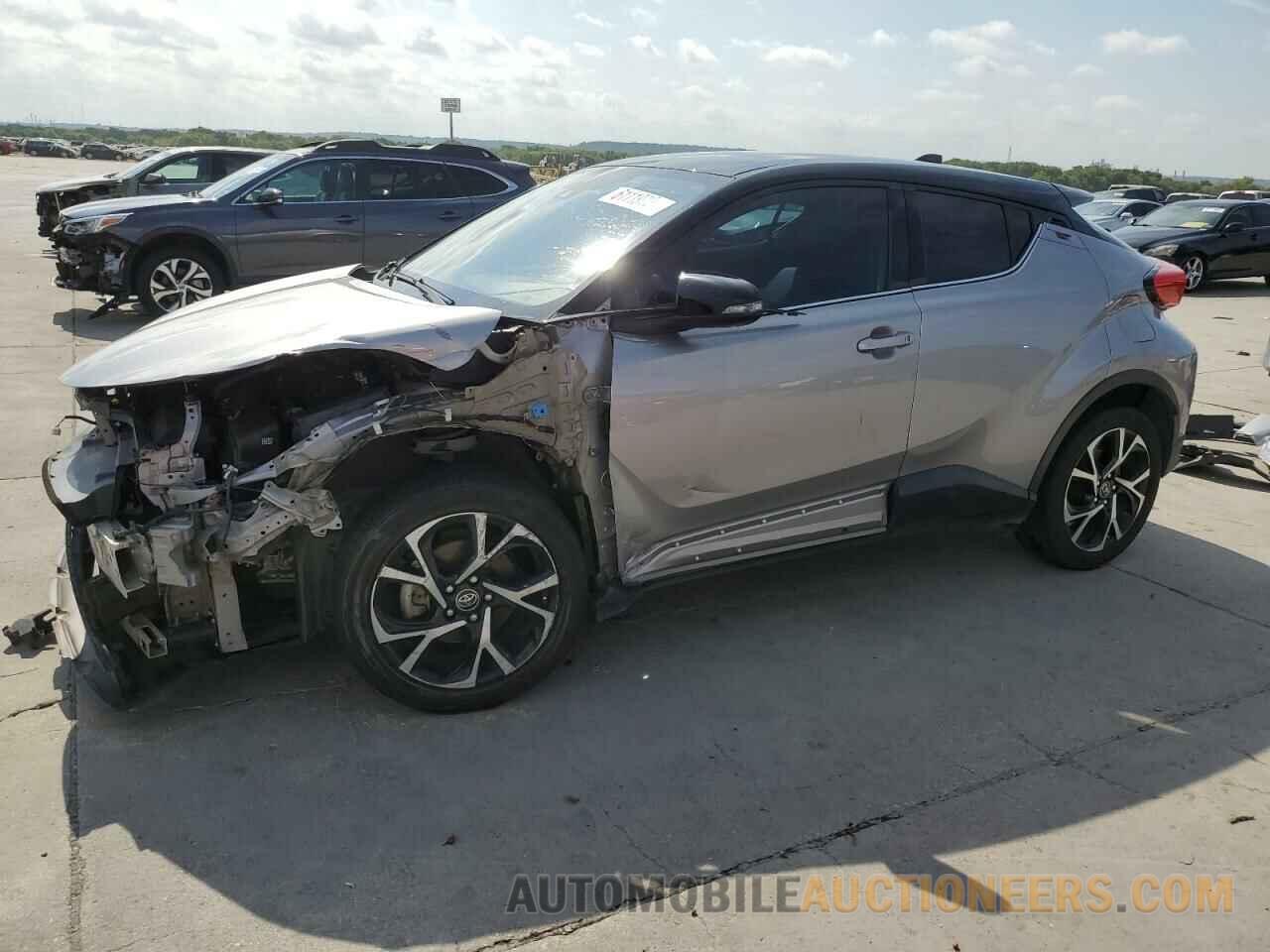 NMTKHMBX4KR081098 TOYOTA C-HR 2019