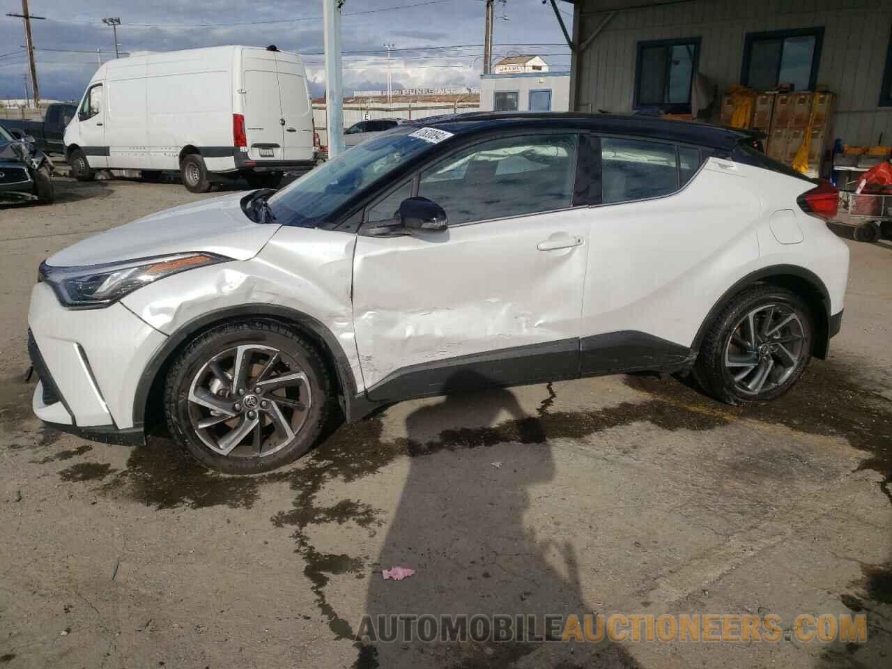 NMTKHMBX4NR147590 TOYOTA C-HR 2022