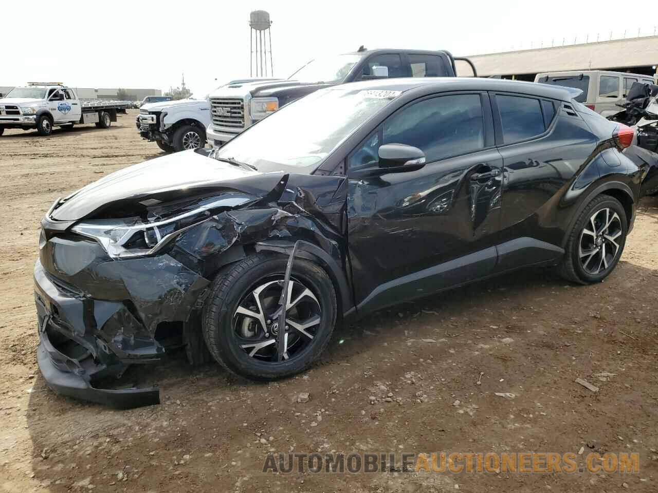 NMTKHMBX5JR011186 TOYOTA C-HR 2018