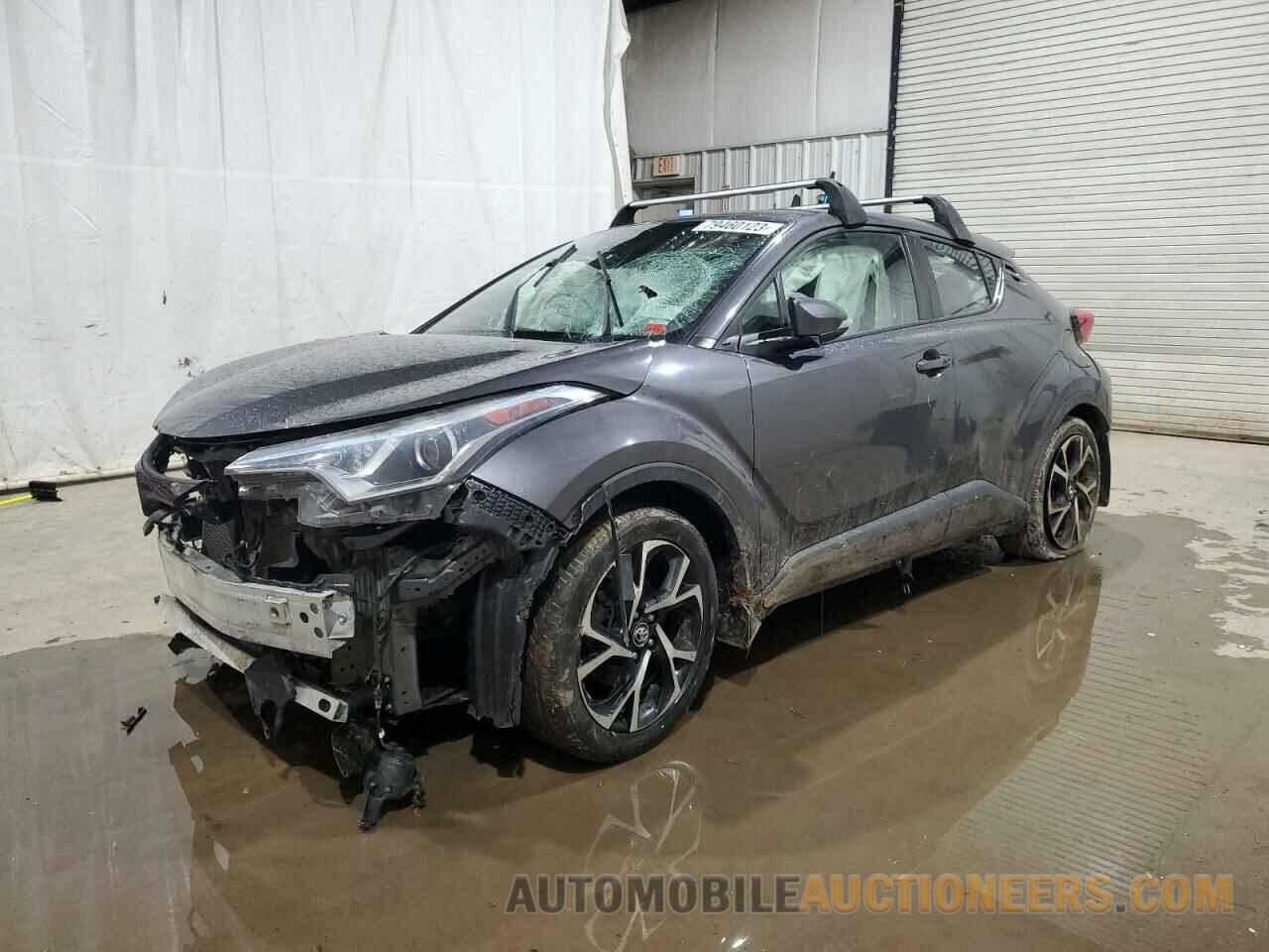 NMTKHMBX5JR028814 TOYOTA C-HR 2018