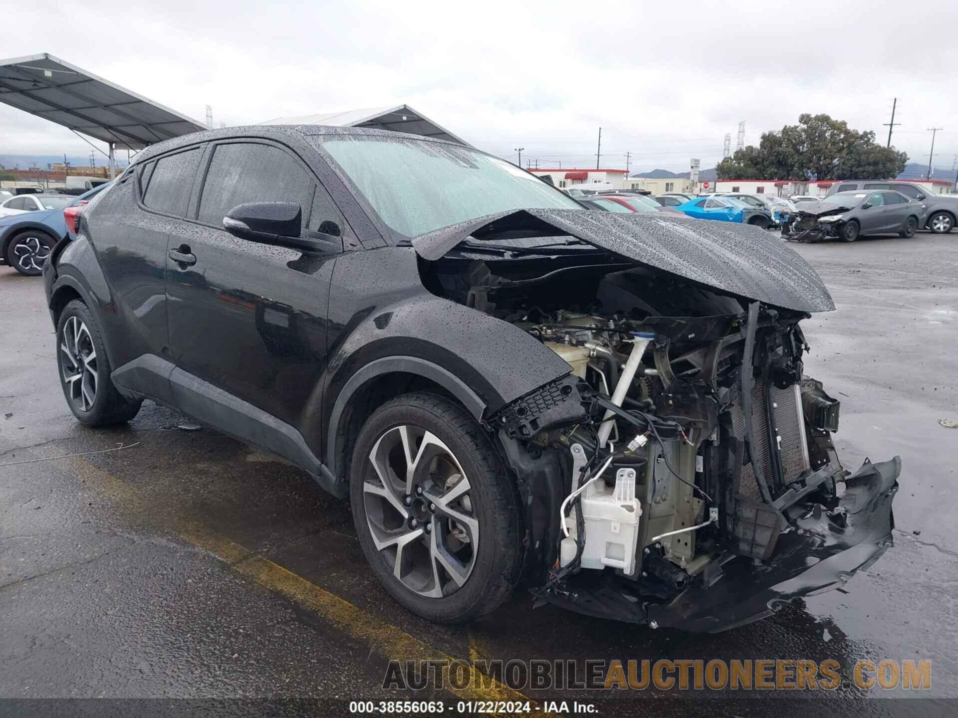 NMTKHMBX5JR029817 TOYOTA C-HR 2018