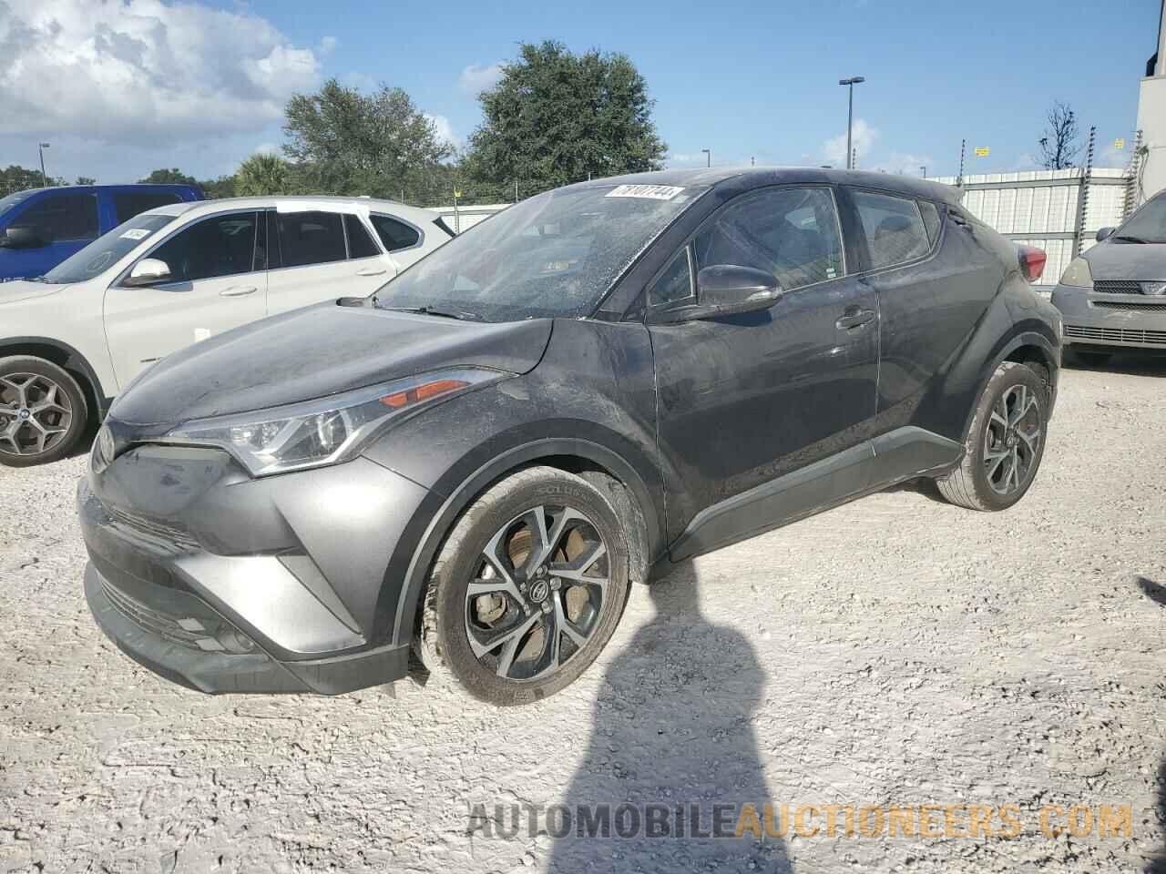 NMTKHMBX5JR033835 TOYOTA C-HR 2018