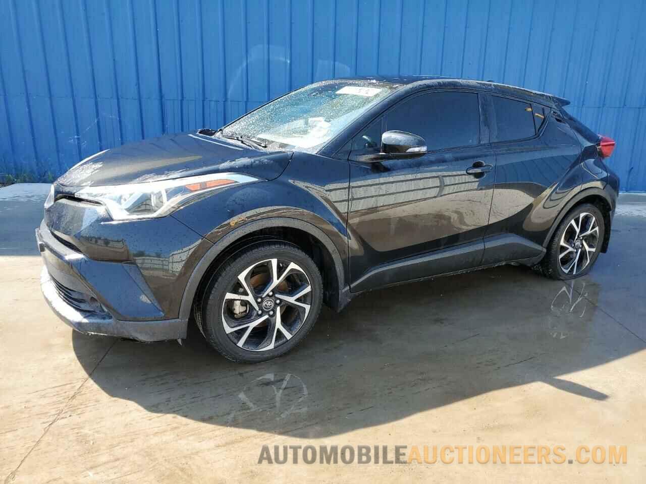 NMTKHMBX5JR035875 TOYOTA C-HR 2018