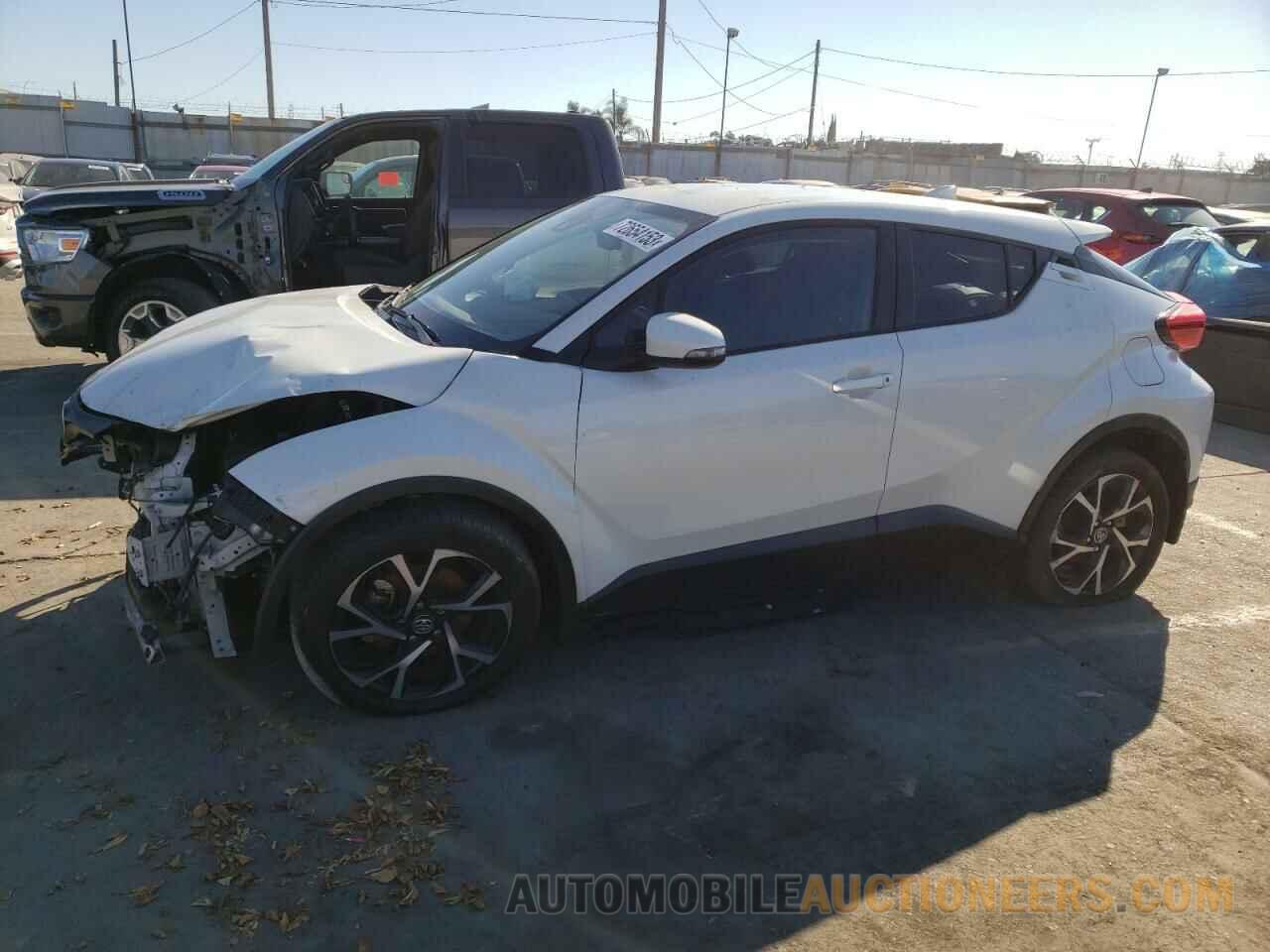 NMTKHMBX5JR036587 TOYOTA C-HR 2018