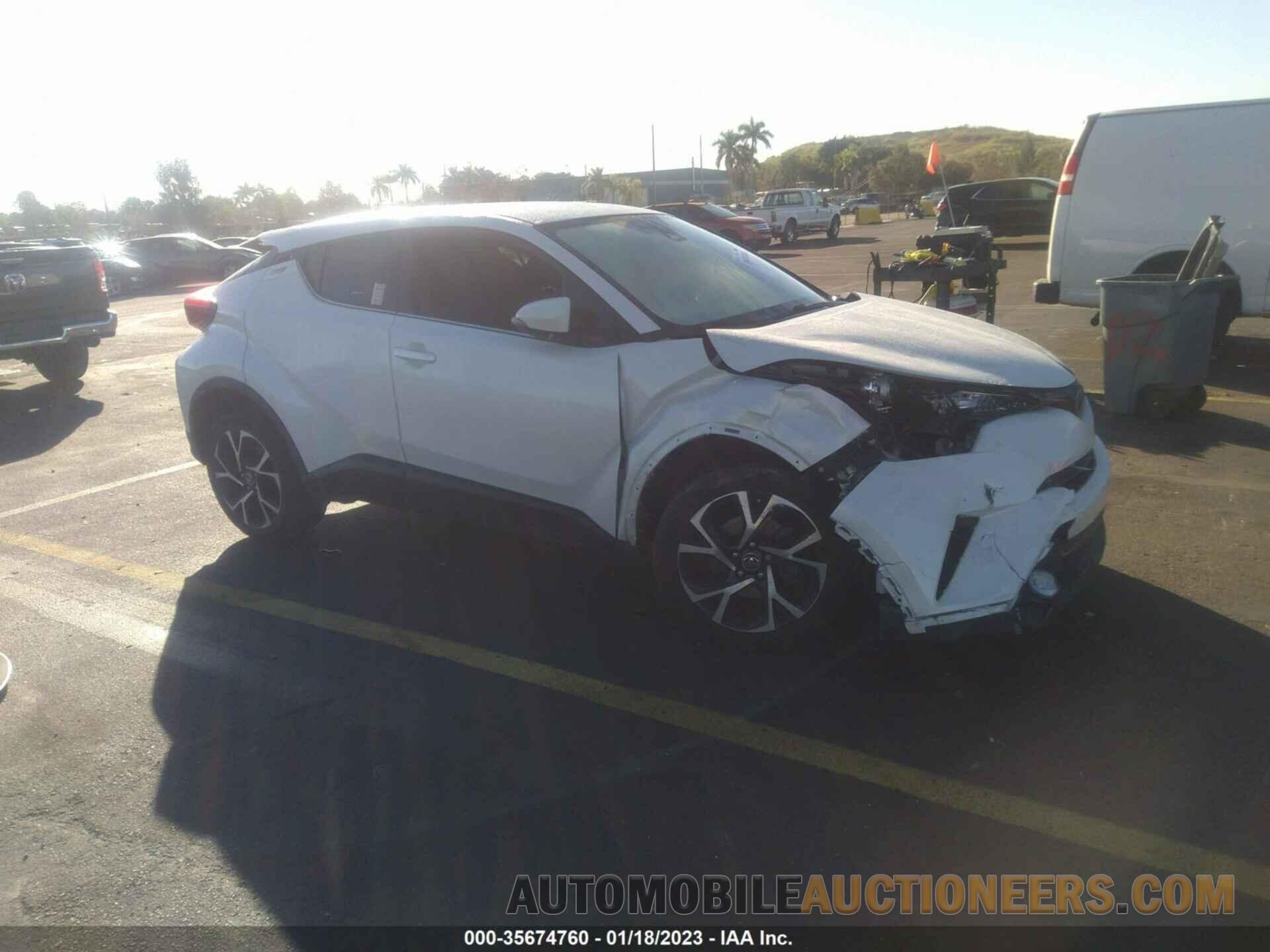 NMTKHMBX5KR090084 TOYOTA C-HR 2019