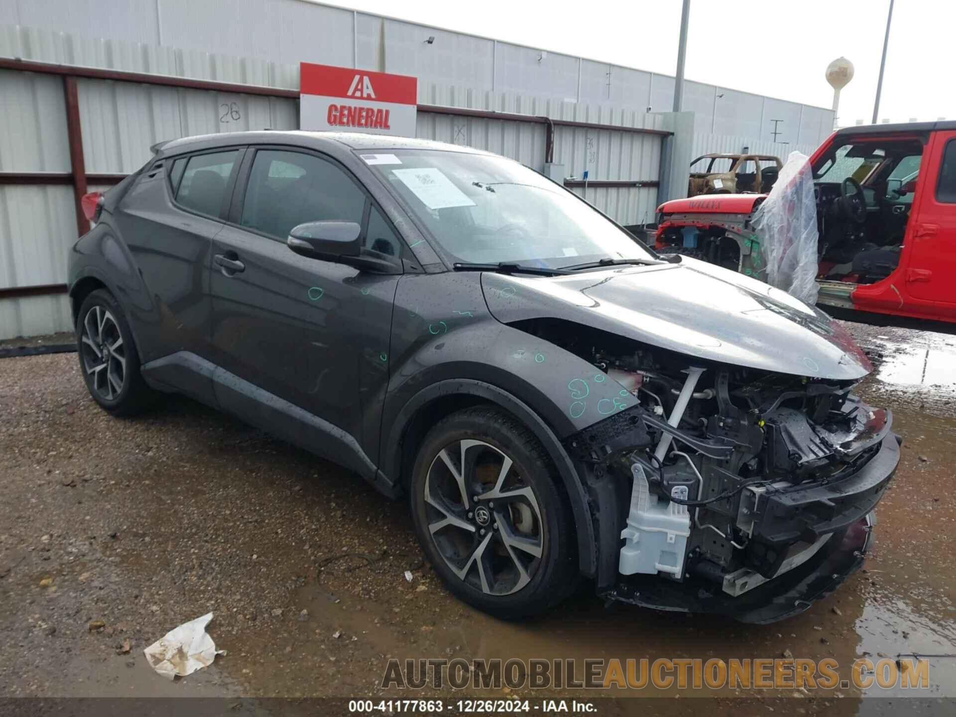 NMTKHMBX6JR008619 TOYOTA C-HR 2018