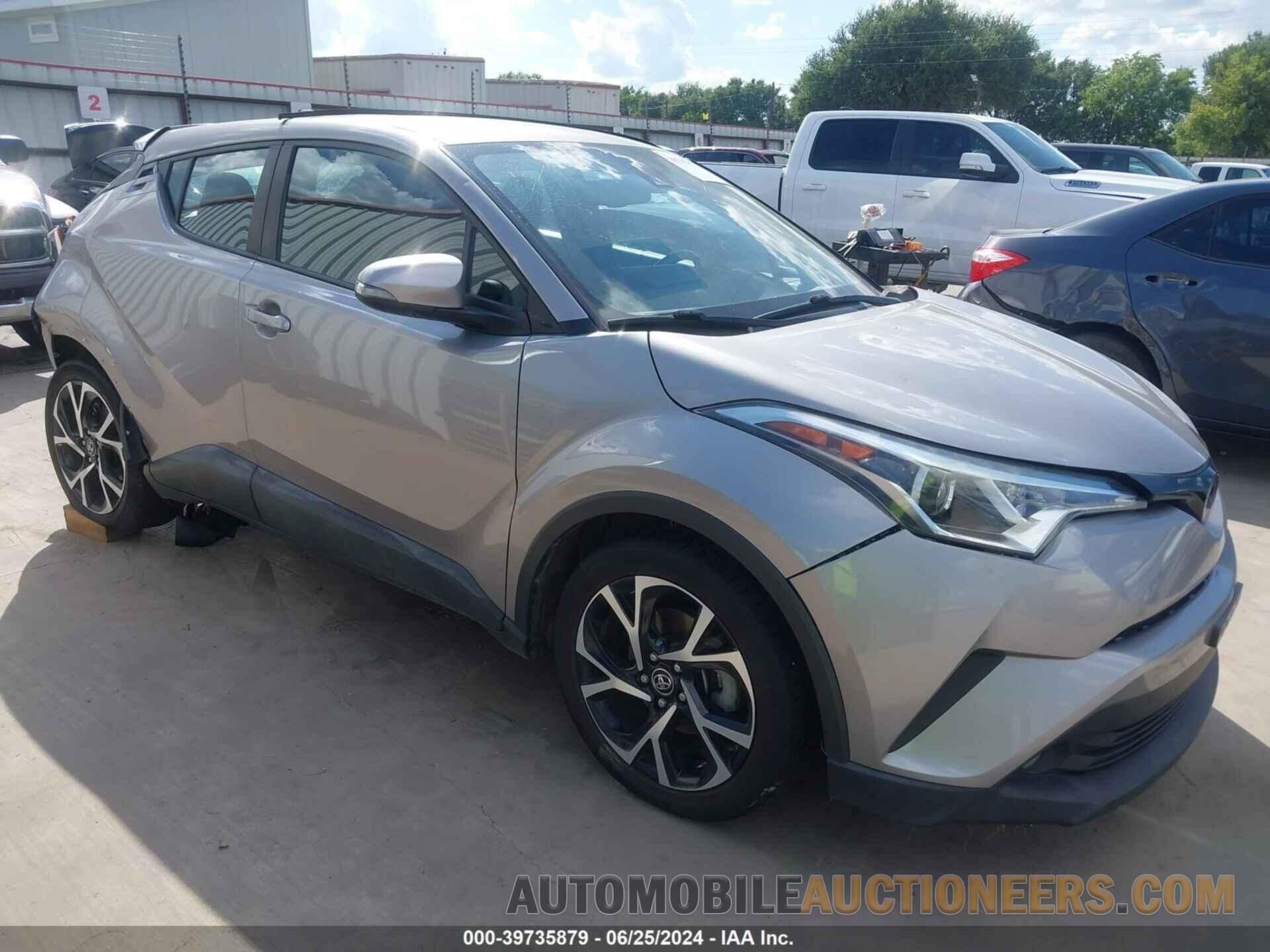 NMTKHMBX6JR012928 TOYOTA C-HR 2018