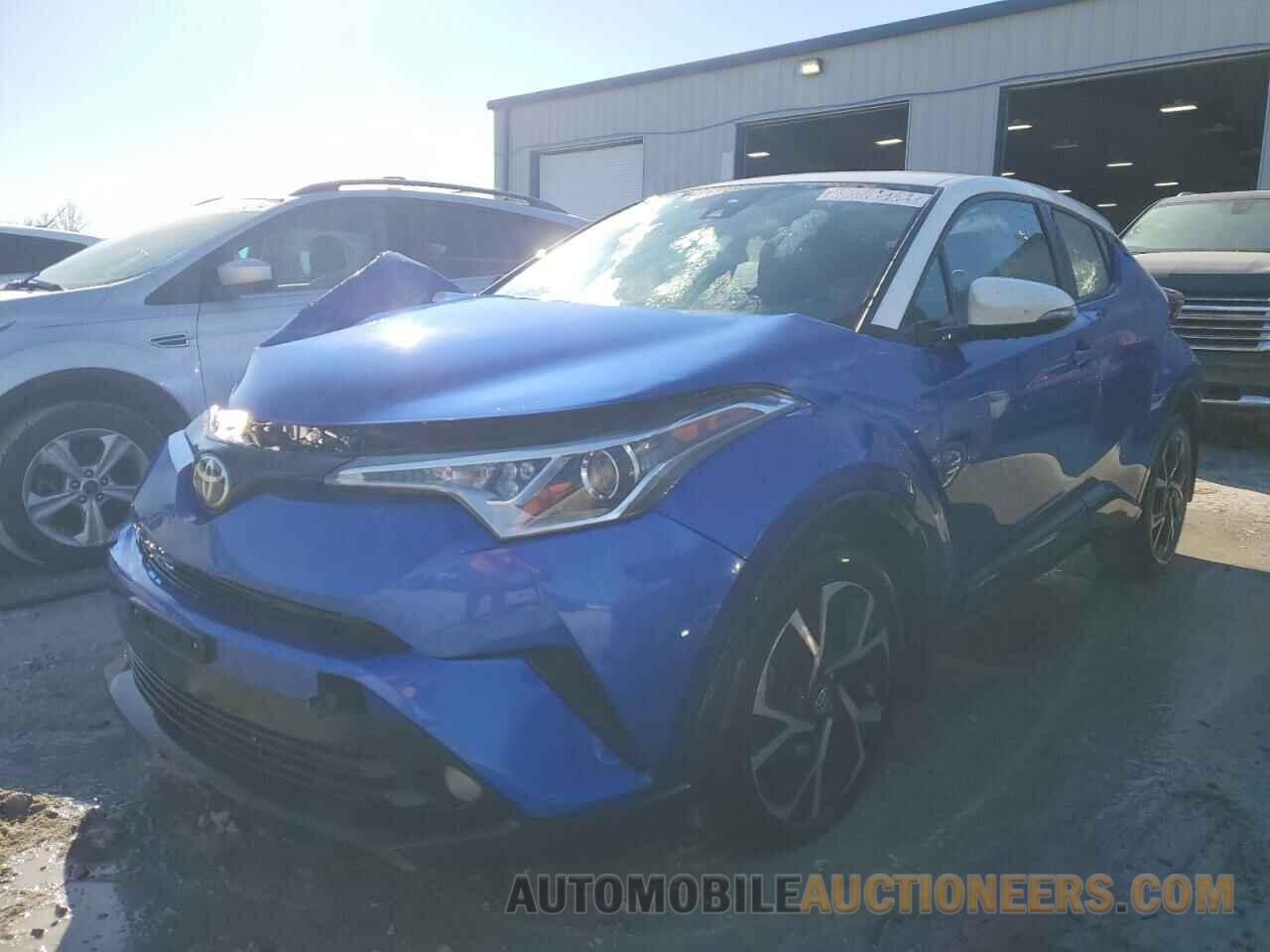 NMTKHMBX6JR035996 TOYOTA C-HR 2018