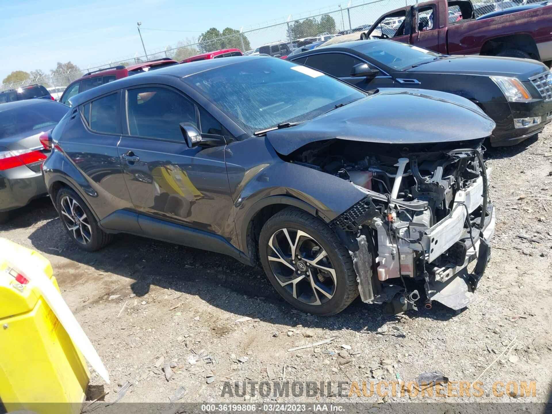 NMTKHMBX6JR043077 TOYOTA C-HR 2018