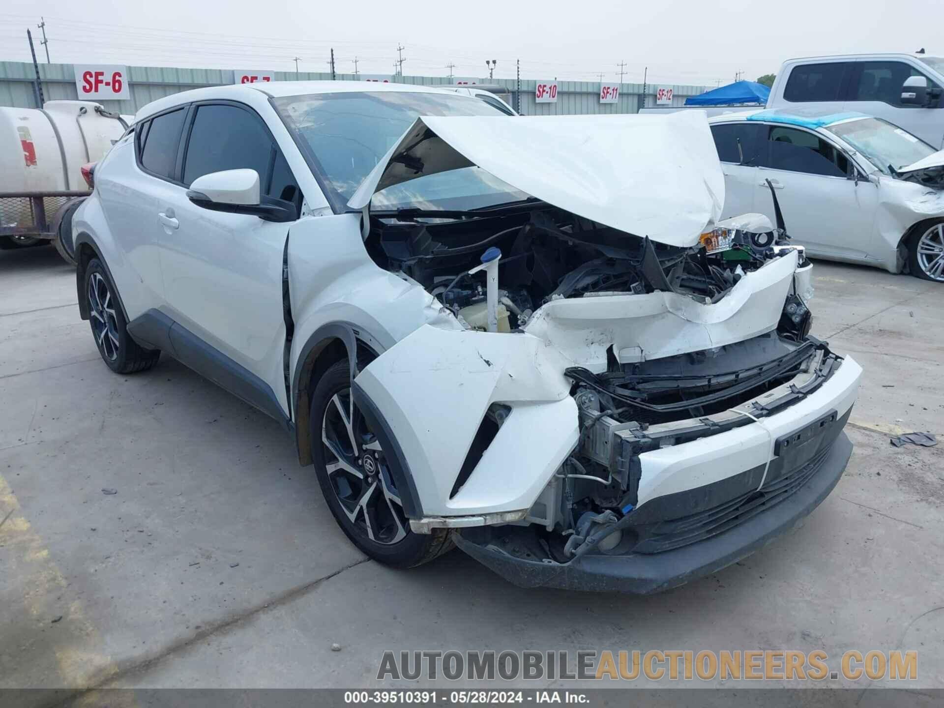 NMTKHMBX6JR048537 TOYOTA C-HR 2018