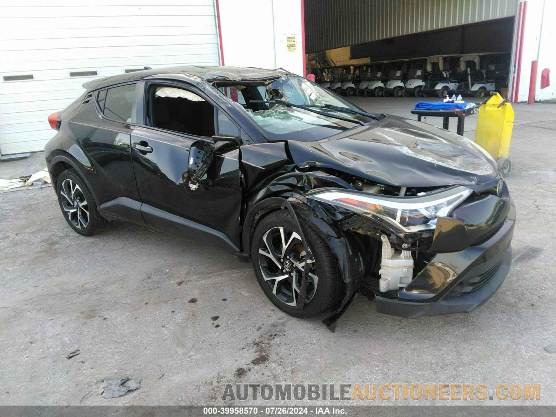 NMTKHMBX7JR008273 TOYOTA C-HR 2018