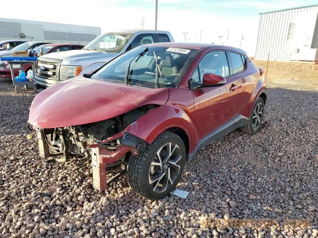 NMTKHMBX7JR014543 TOYOTA C-HR 2018