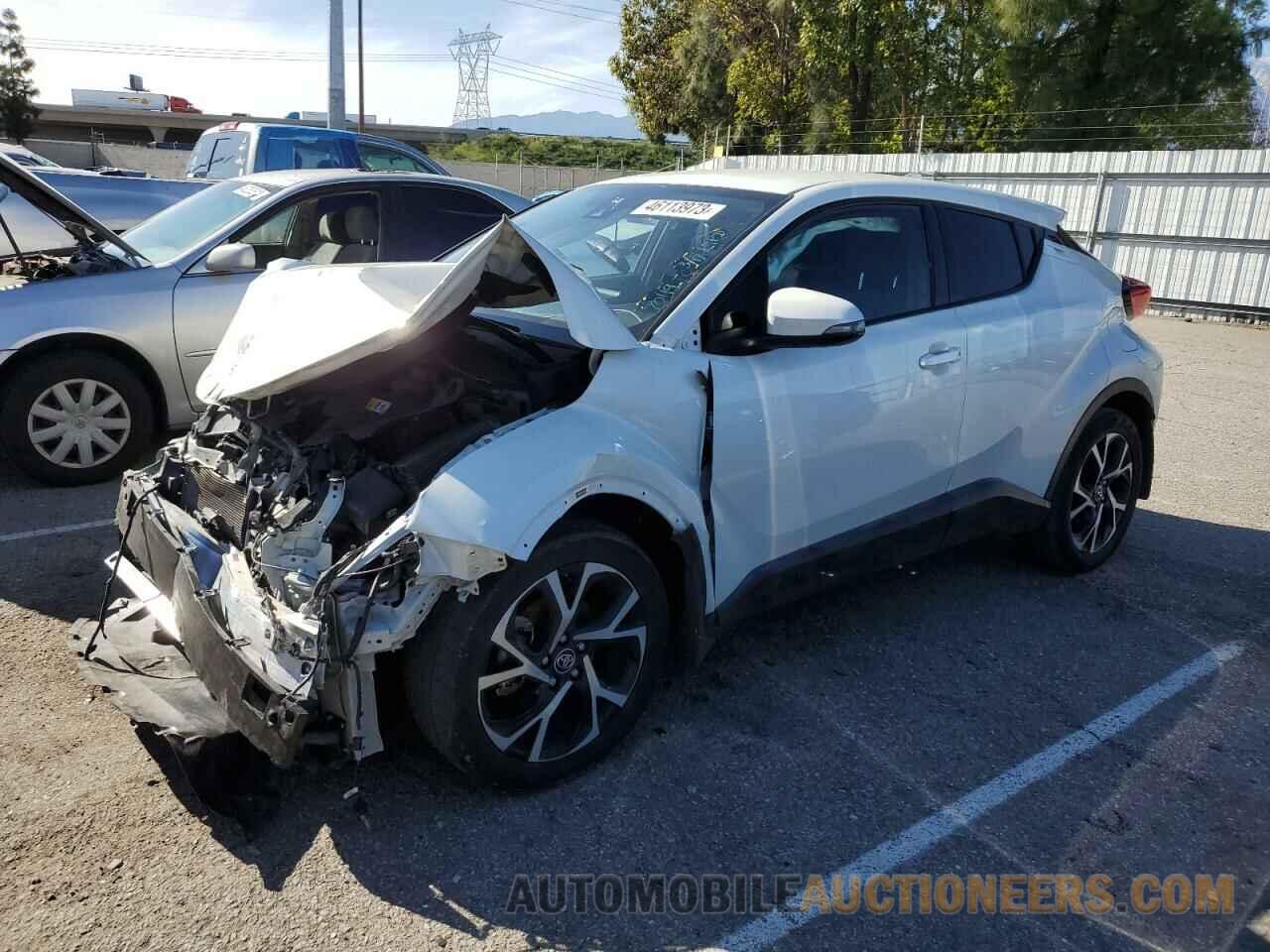 NMTKHMBX7JR033920 TOYOTA C-HR 2018