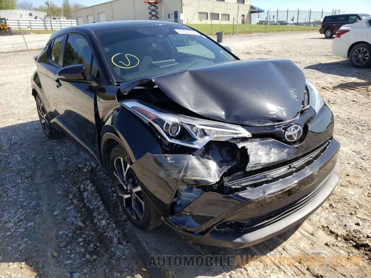 NMTKHMBX8JR003387 TOYOTA C-HR 2018