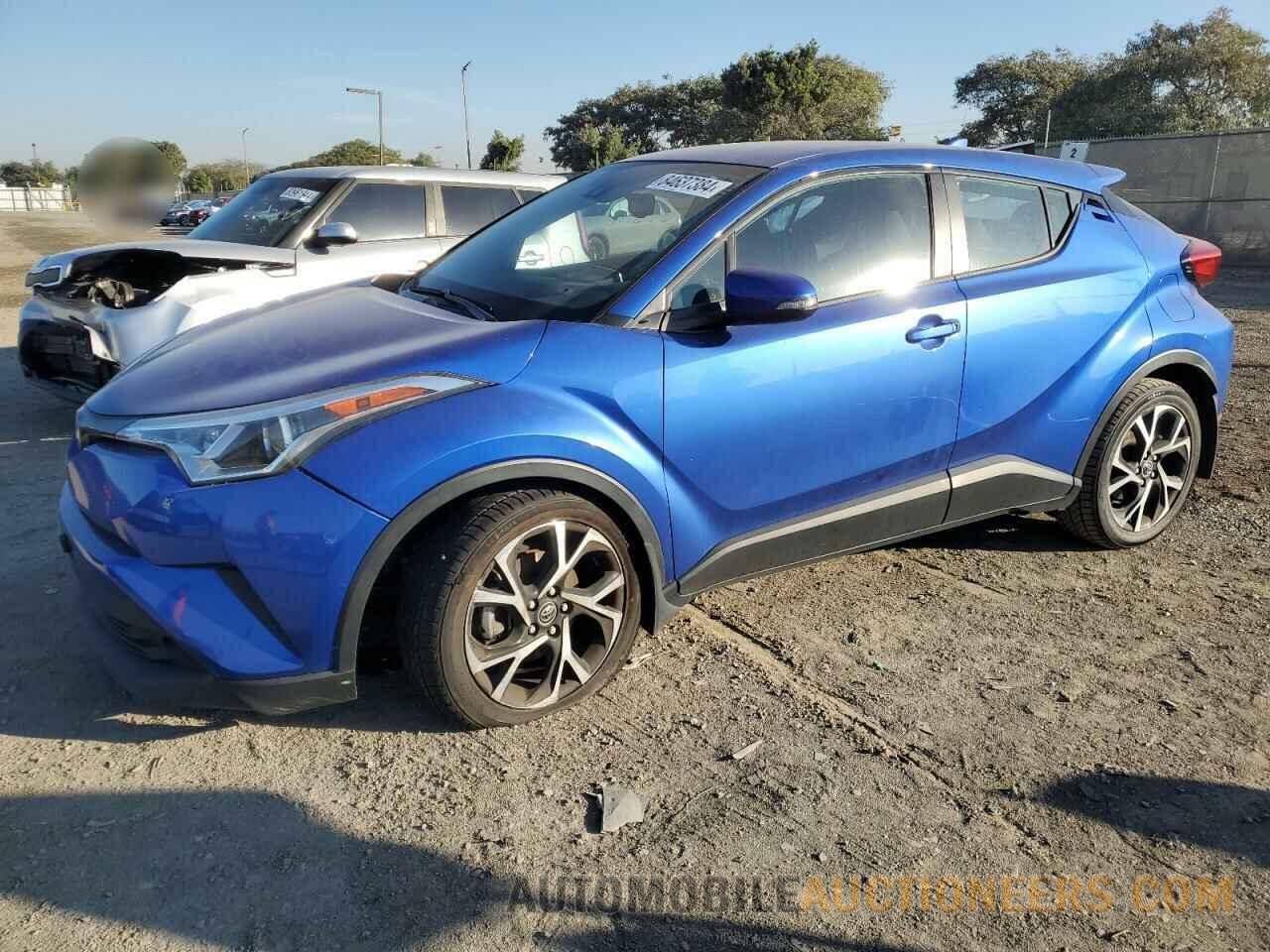 NMTKHMBX8JR014485 TOYOTA C-HR 2018