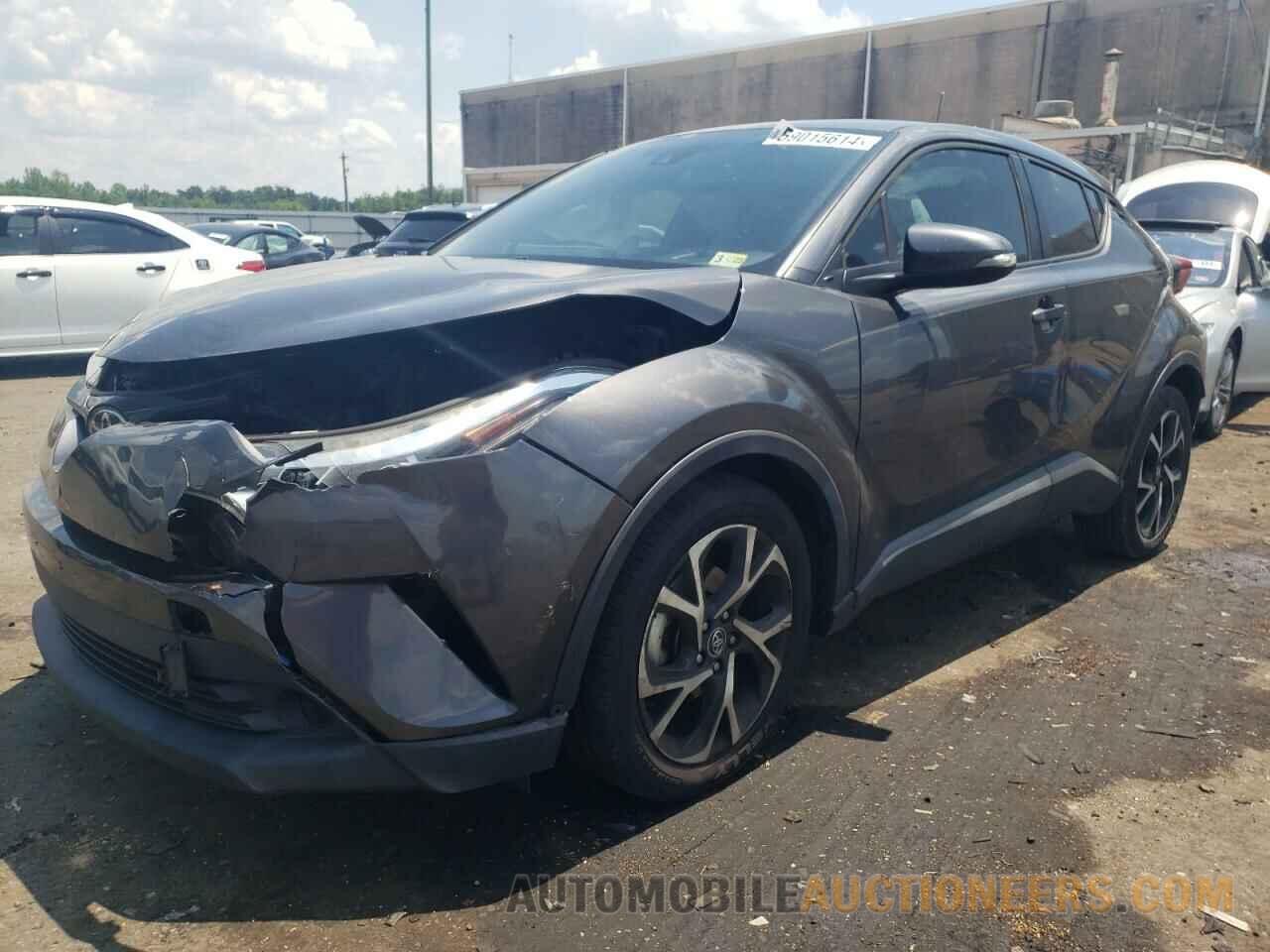 NMTKHMBX8JR019041 TOYOTA C-HR 2018