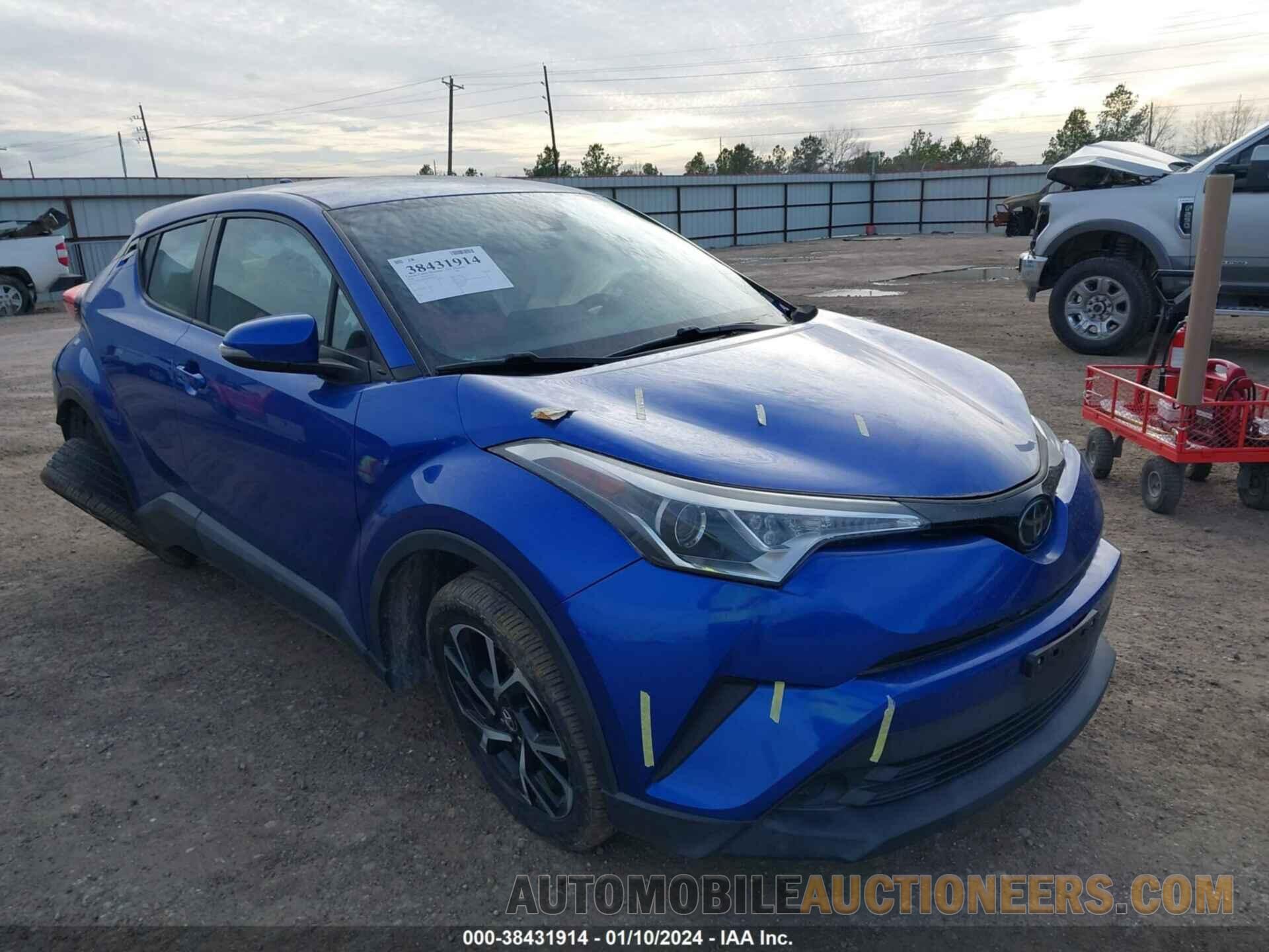 NMTKHMBX8JR020481 TOYOTA C-HR 2018