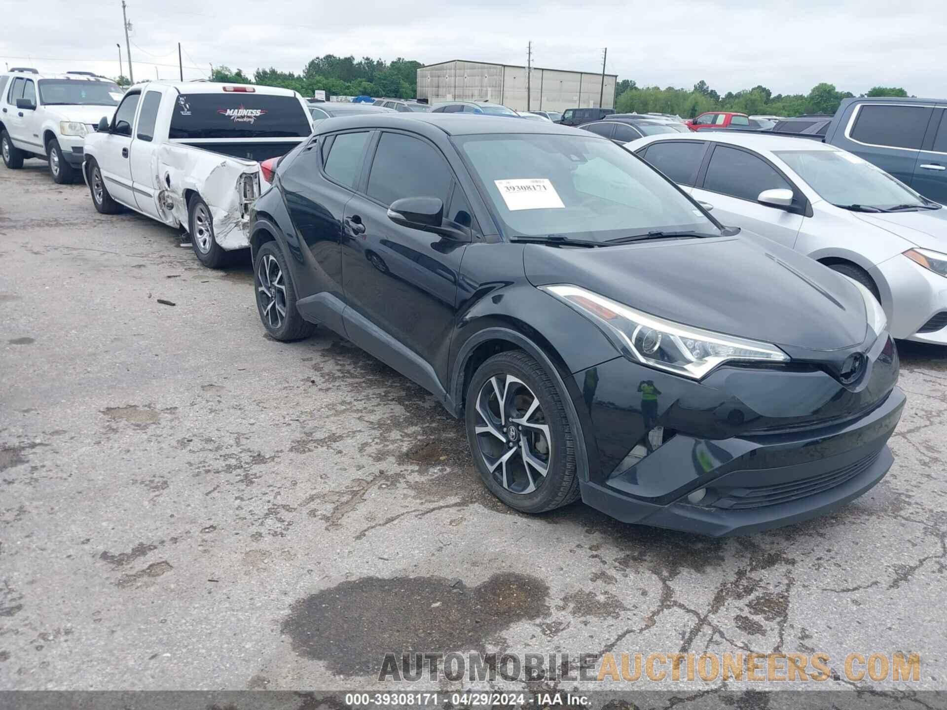 NMTKHMBX8JR023672 TOYOTA C-HR 2018