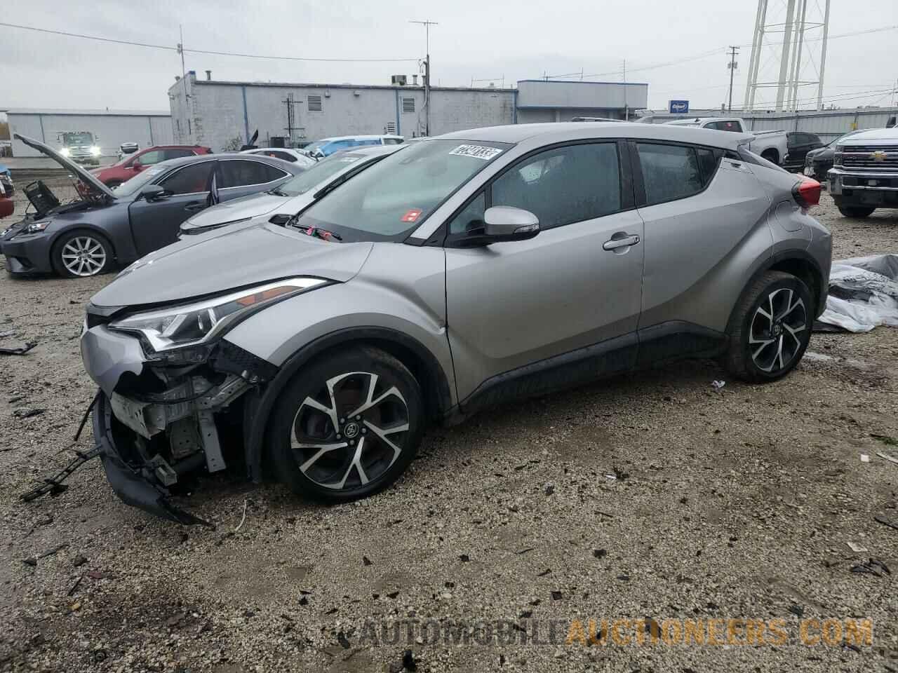 NMTKHMBX8JR043601 TOYOTA C-HR 2018