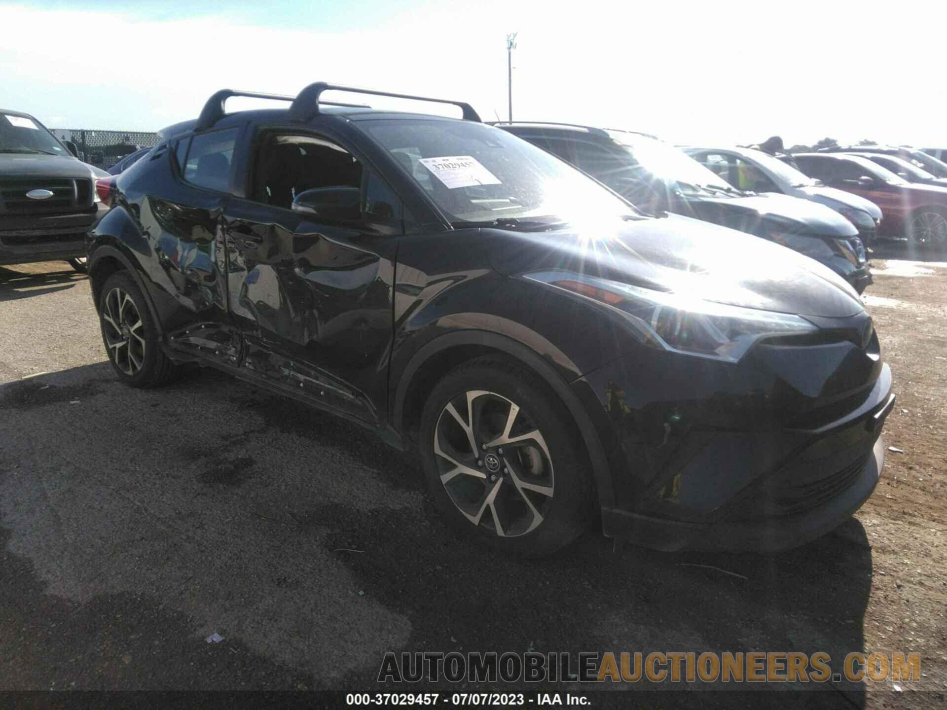 NMTKHMBX8JR055036 TOYOTA C-HR 2018