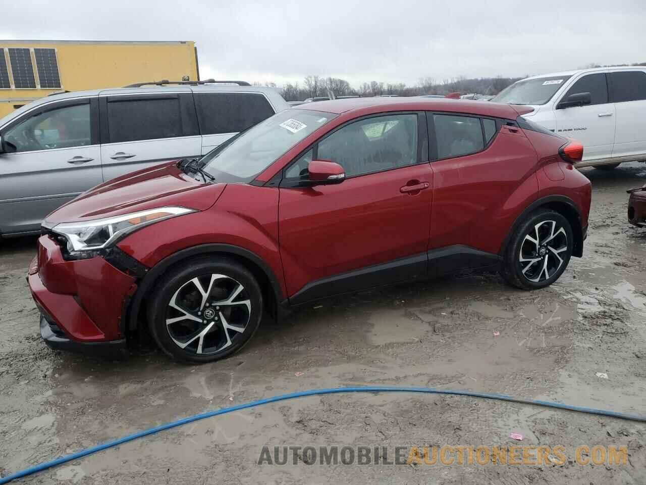 NMTKHMBX8JR060608 TOYOTA C-HR 2018