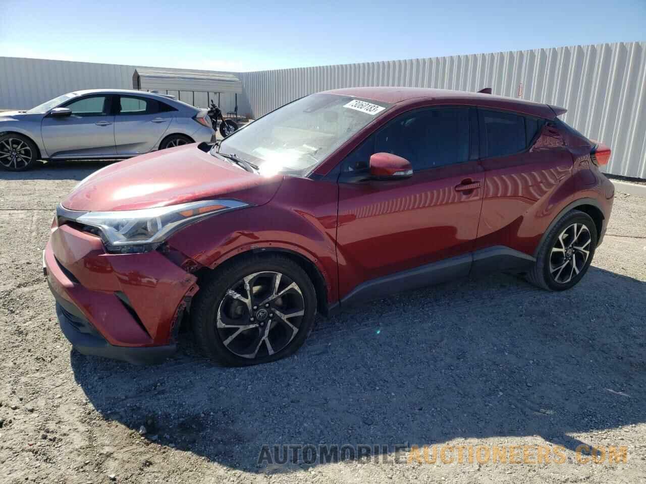 NMTKHMBX8JR061371 TOYOTA C-HR 2018