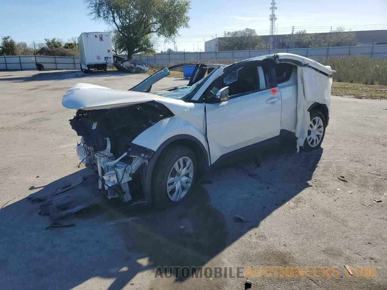 NMTKHMBX8MR124084 TOYOTA C-HR 2021