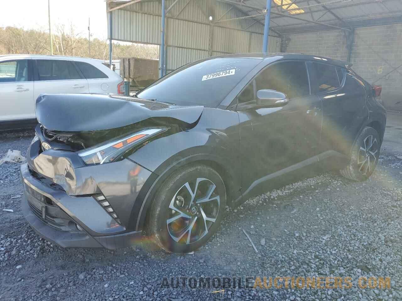 NMTKHMBX9JR003575 TOYOTA C-HR 2018