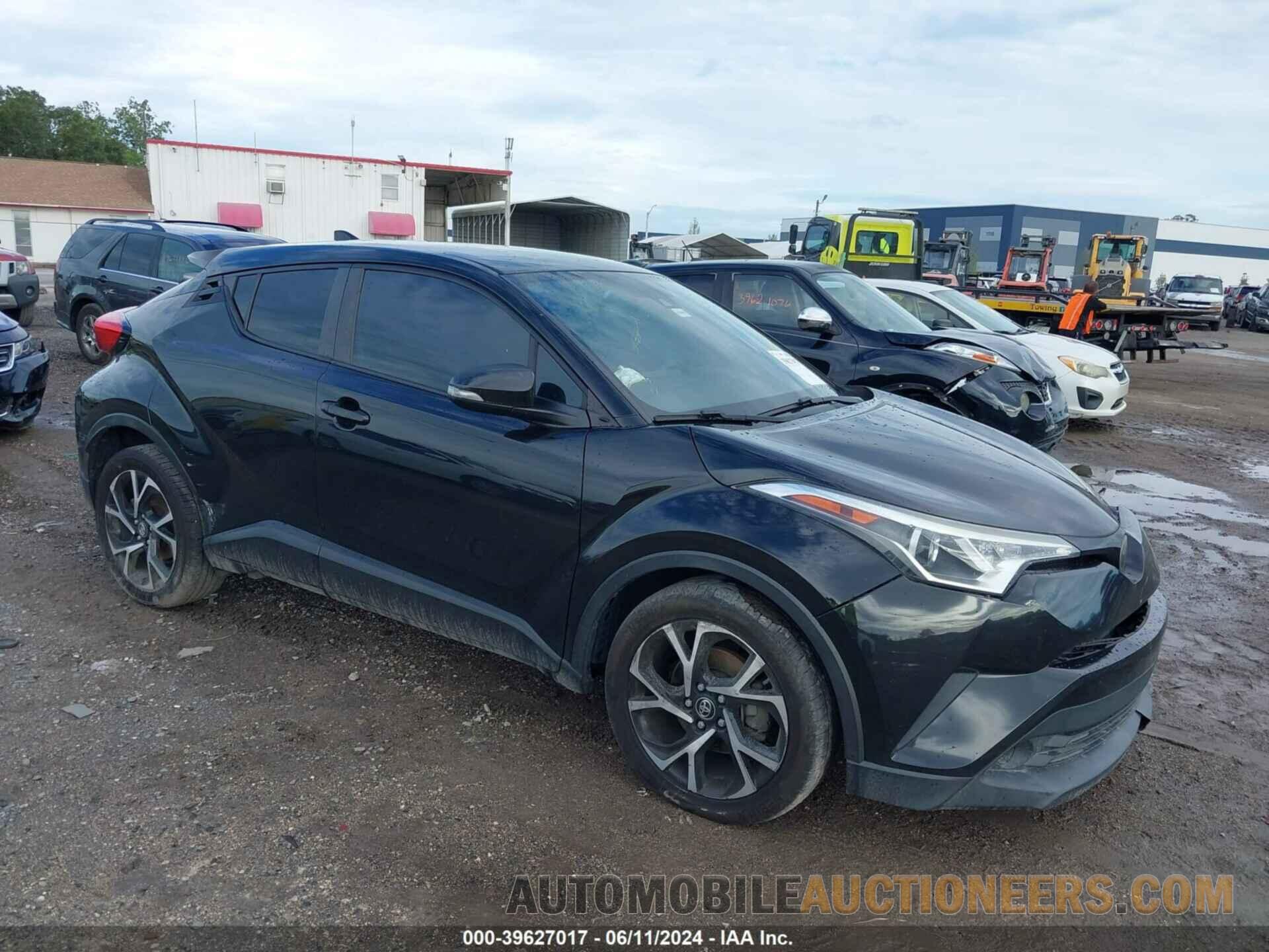 NMTKHMBX9JR010008 TOYOTA C-HR 2018