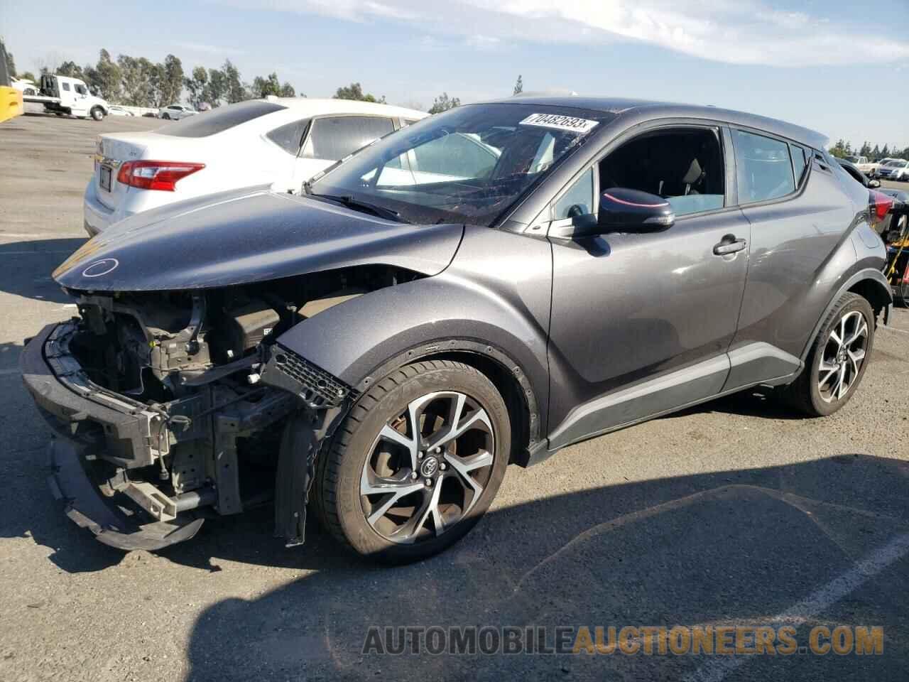 NMTKHMBX9JR023387 TOYOTA C-HR 2018