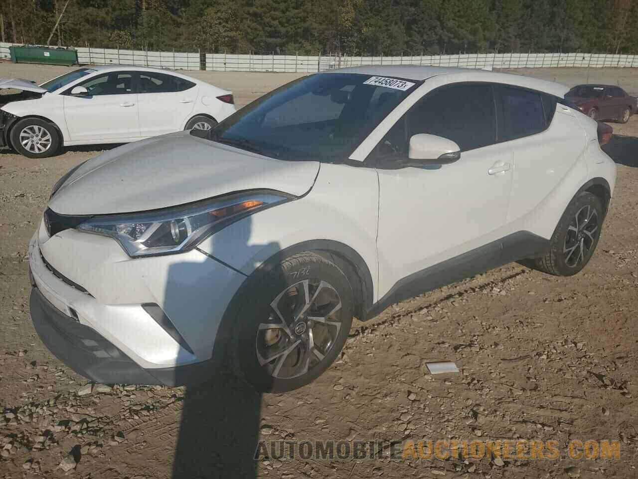 NMTKHMBX9JR025835 TOYOTA C-HR 2018