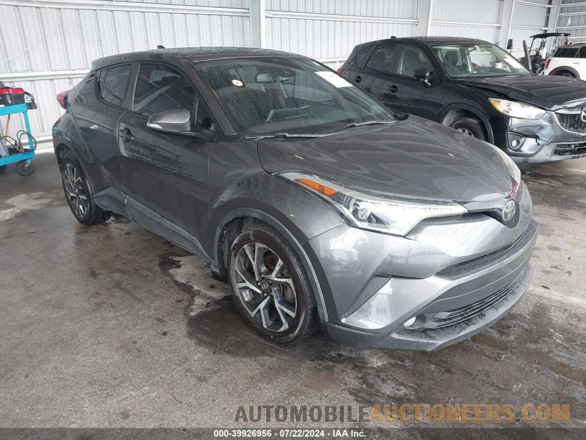 NMTKHMBX9JR029285 TOYOTA C-HR 2018